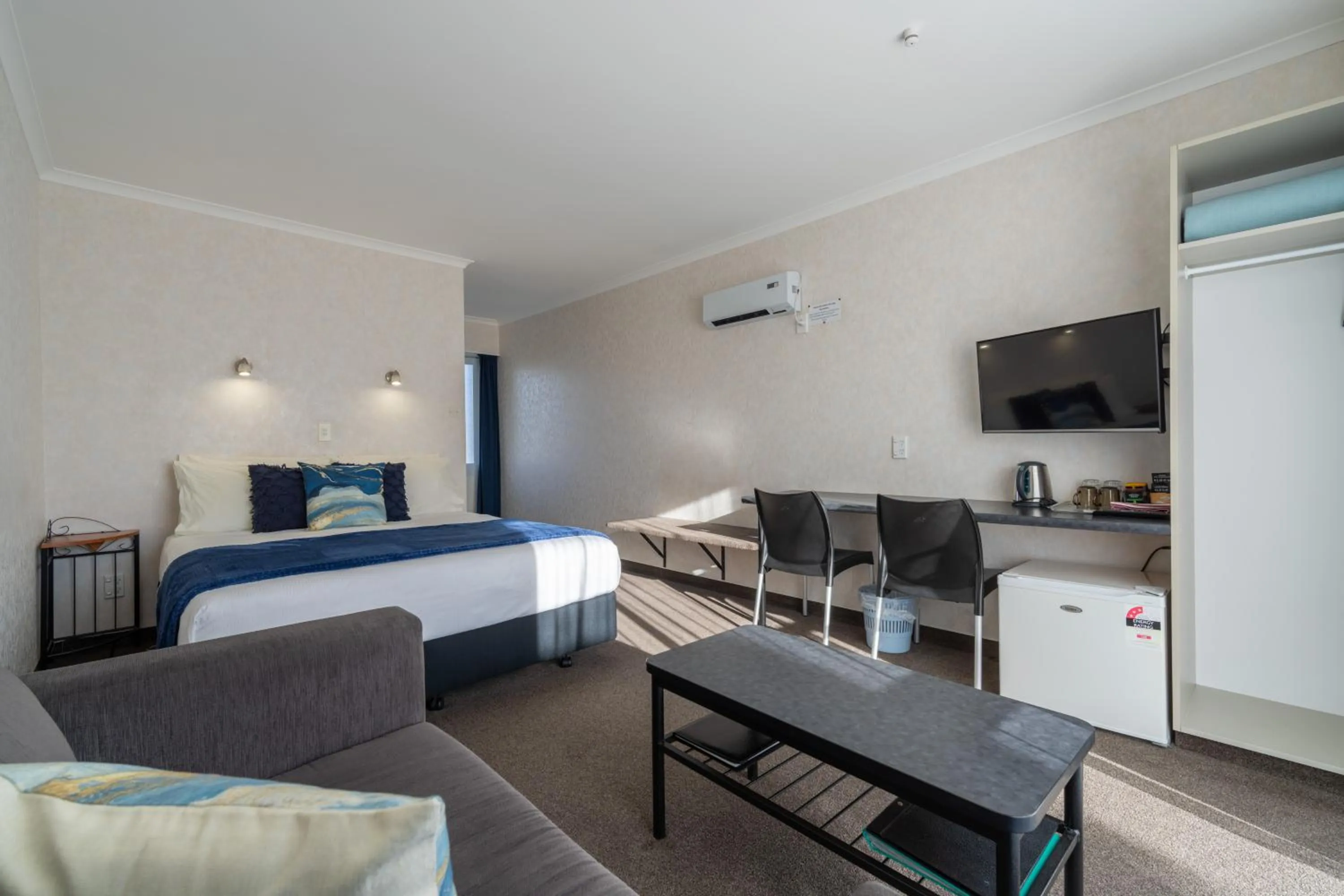 Bed in Parklands Motel & Apartments Te Anau