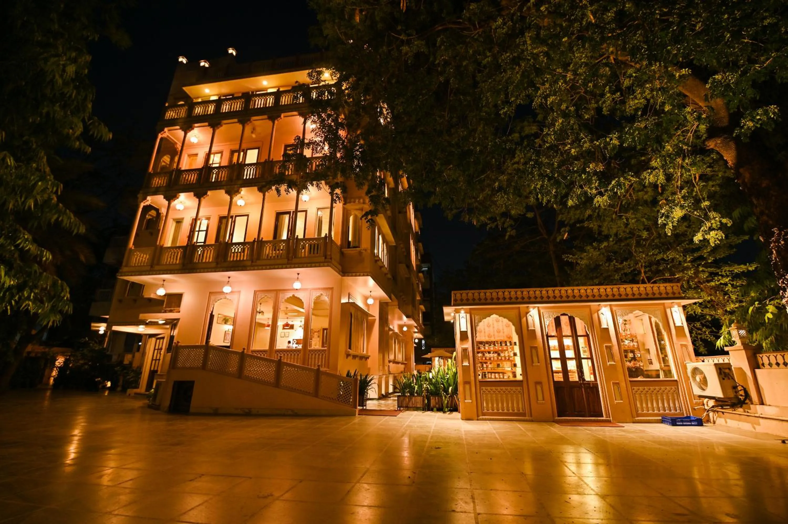 Property building in Om Niwas Suite Hotel