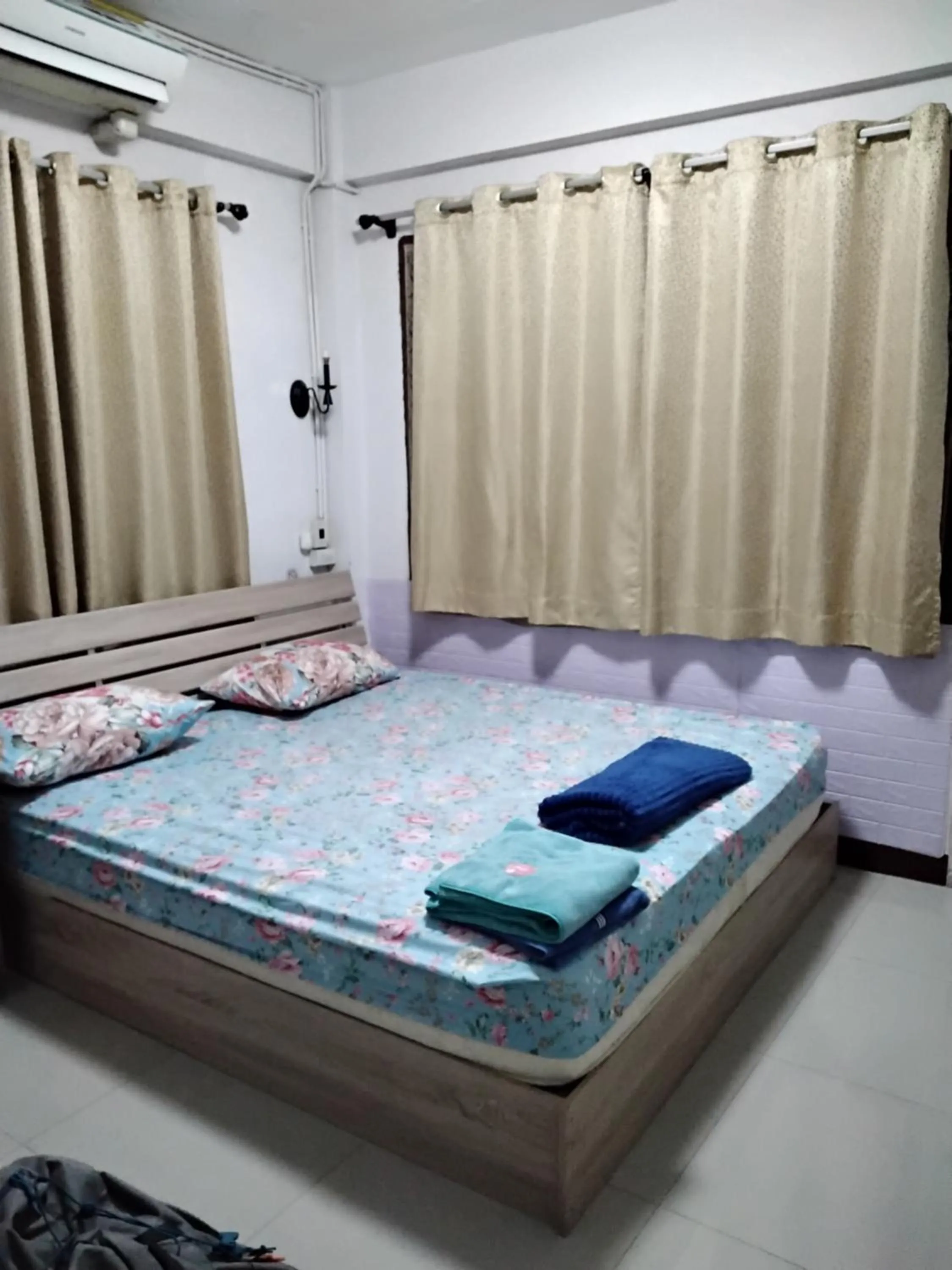 Bed in Danee Hostel