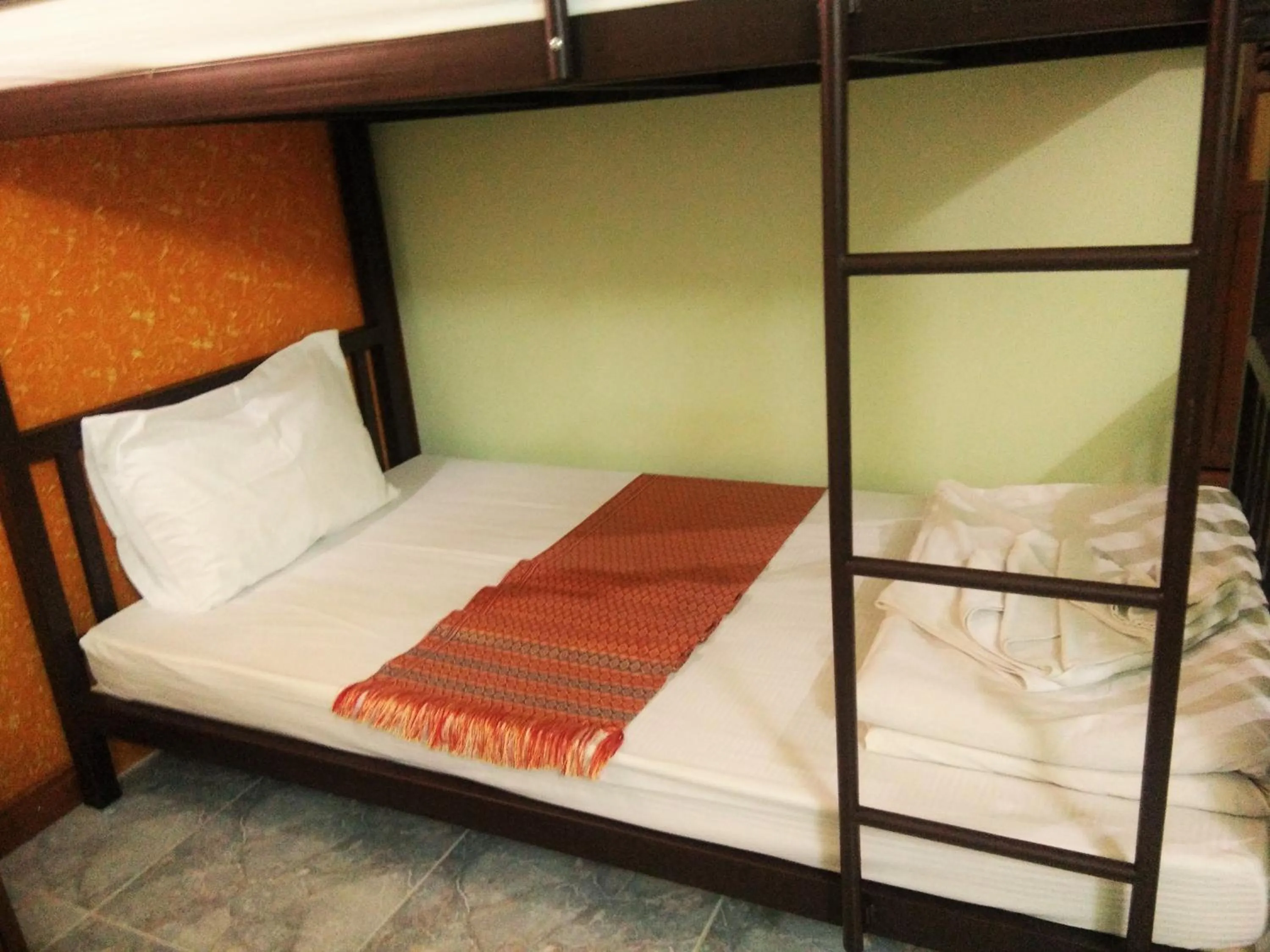 bunk bed, Bed in Thepparat Lodge Krabi