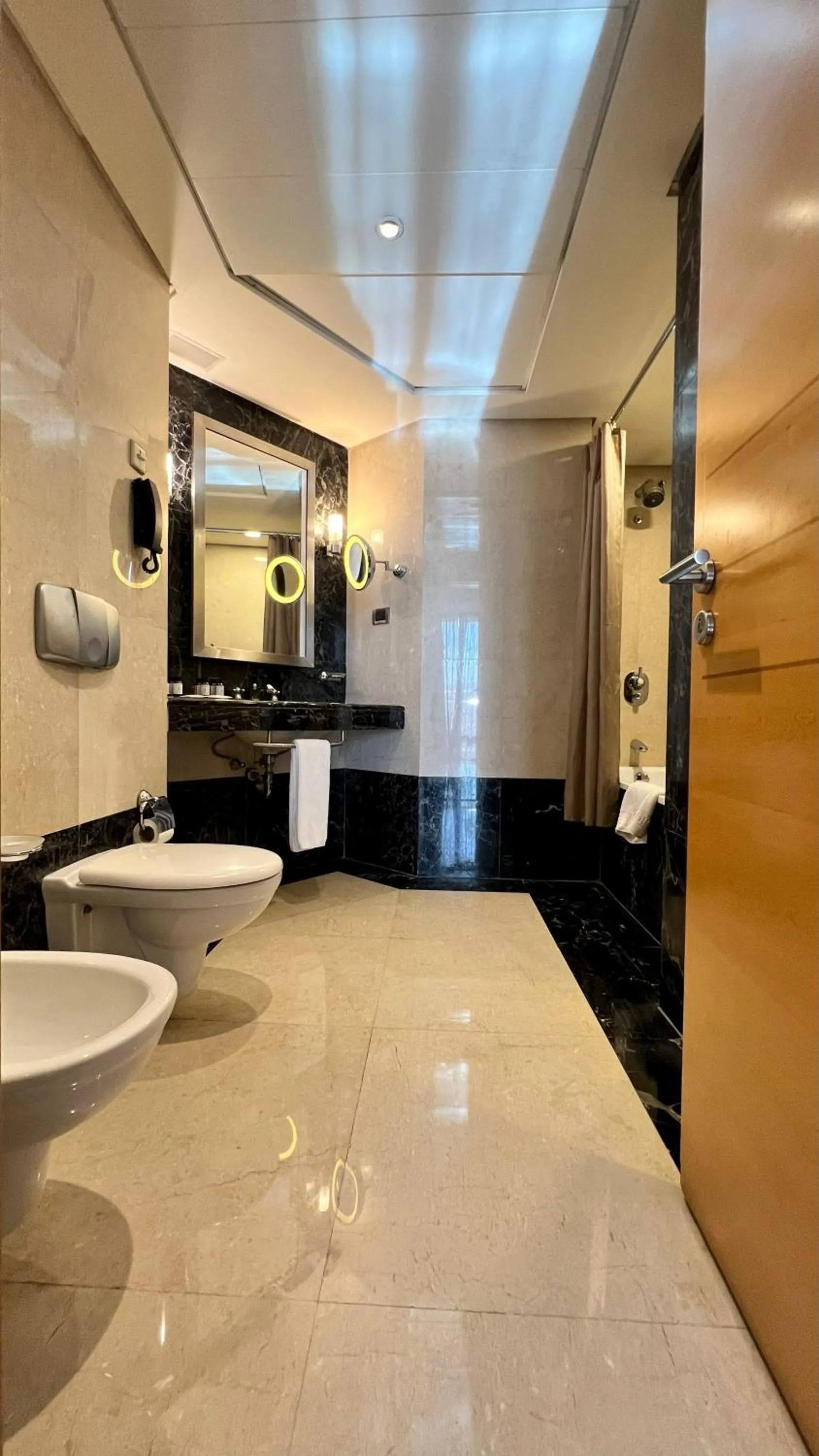 Shower in Coral Beach Hotel And Resort Beirut