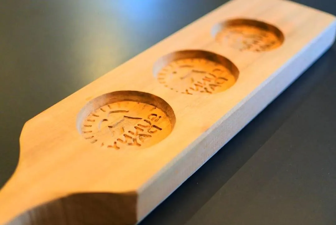 Decorative detail in Sunny Day Hostel