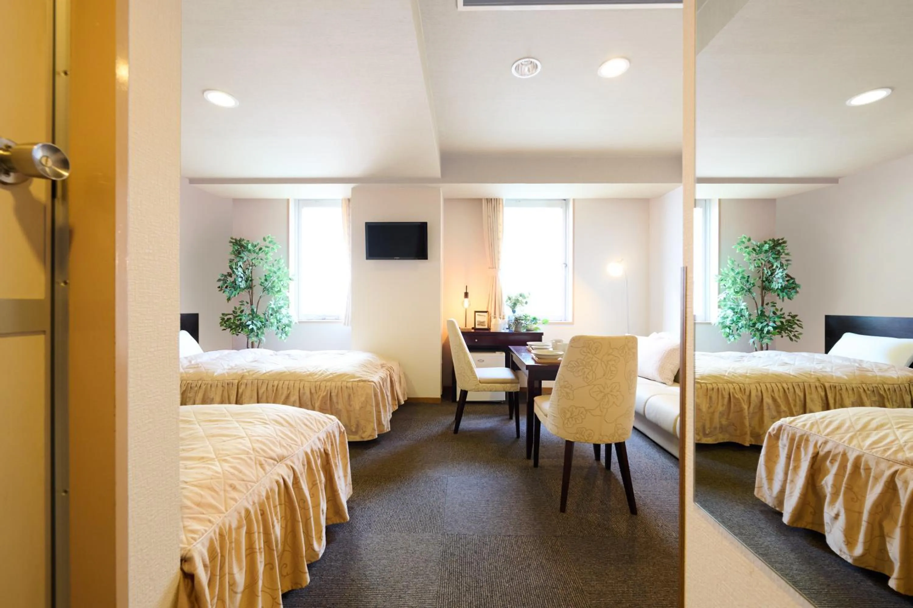 Bed in Hotel Sho Sapporo