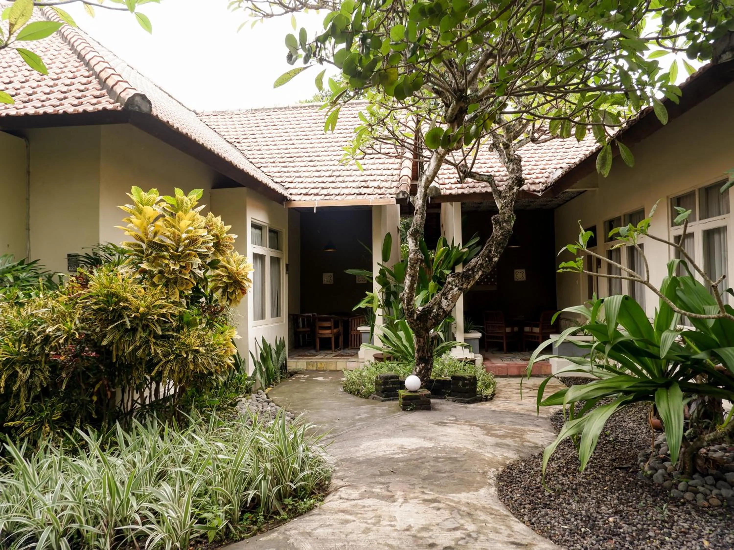 Property building in Peneeda View Beach Hotel