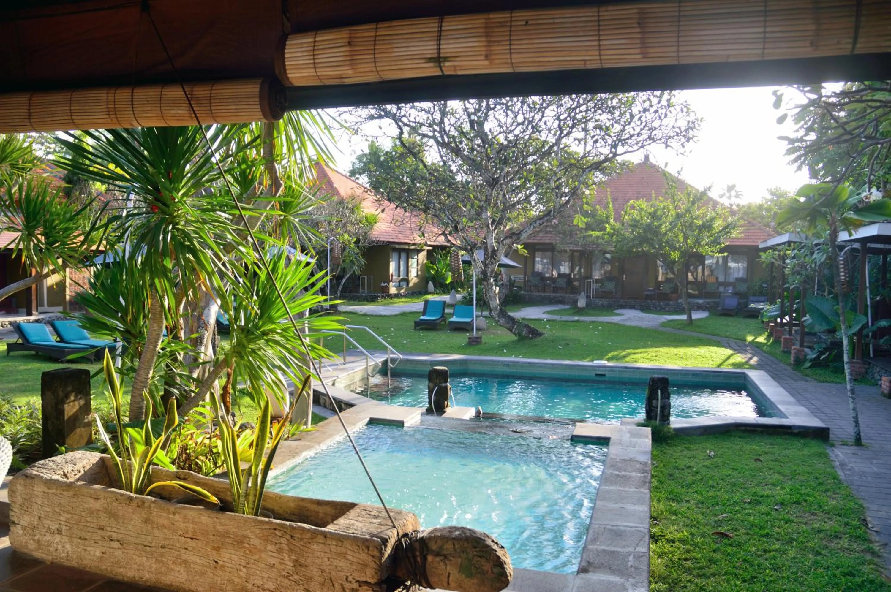 Swimming pool in Peneeda View Beach Hotel