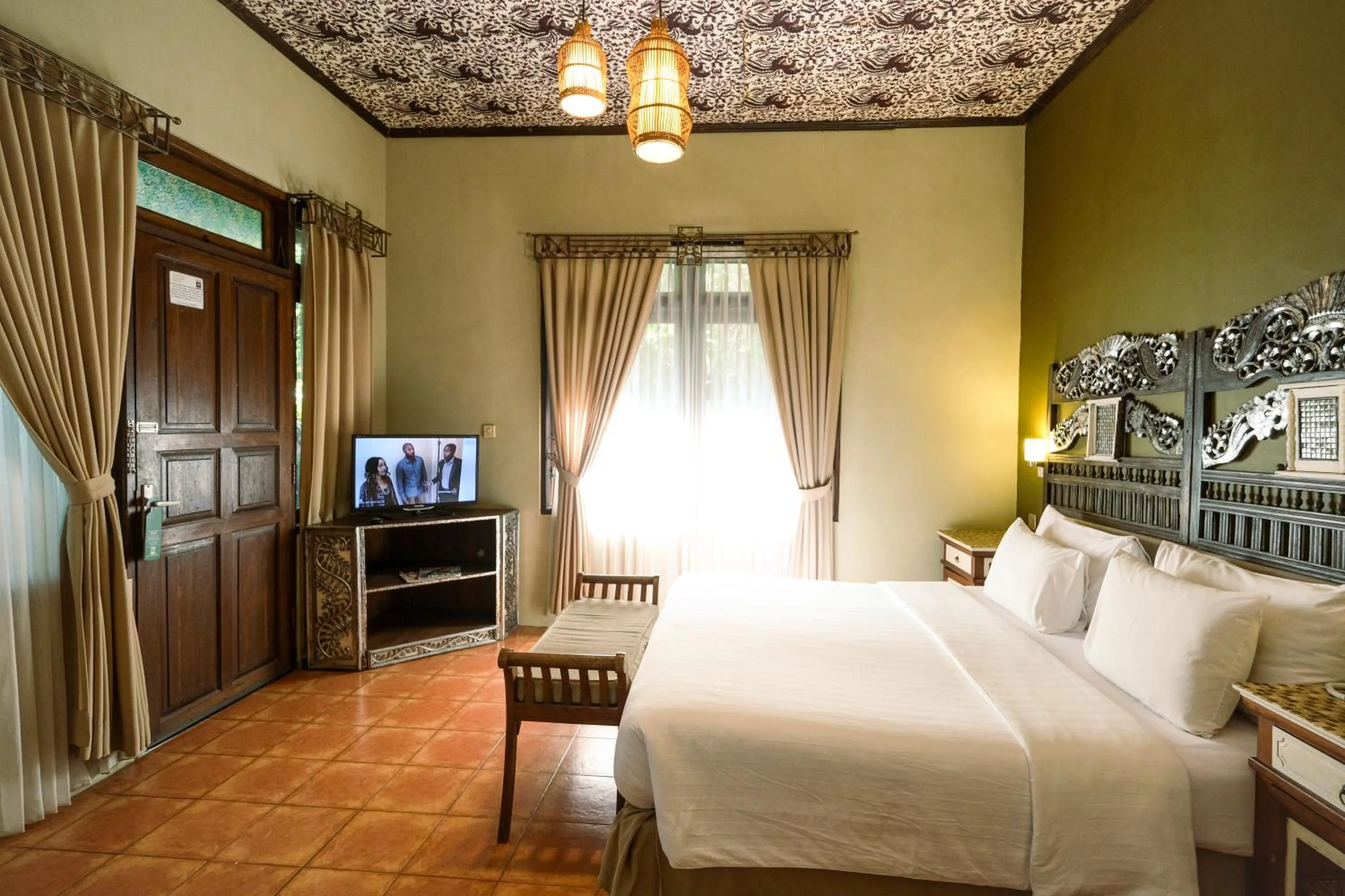 Bedroom, Bed in Peneeda View Beach Hotel