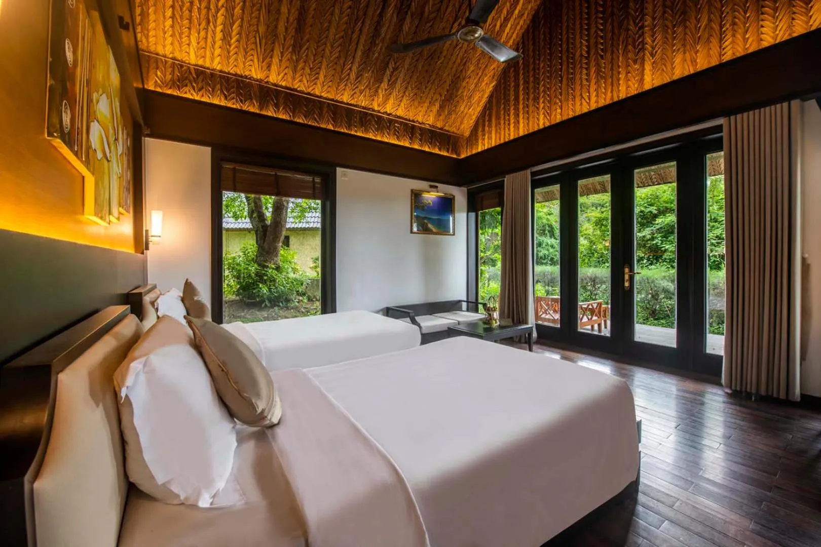 View (from property/room), Bed in Hon Tam Resort