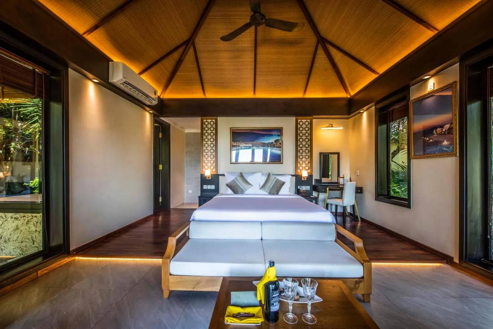 Bed in Hon Tam Resort