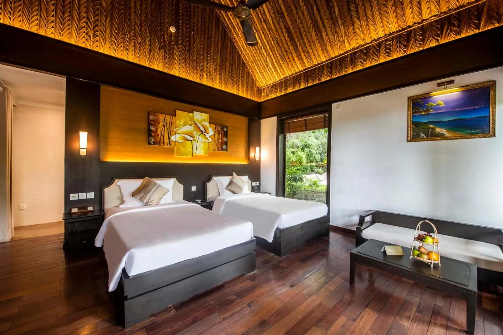 Bed in Hon Tam Resort