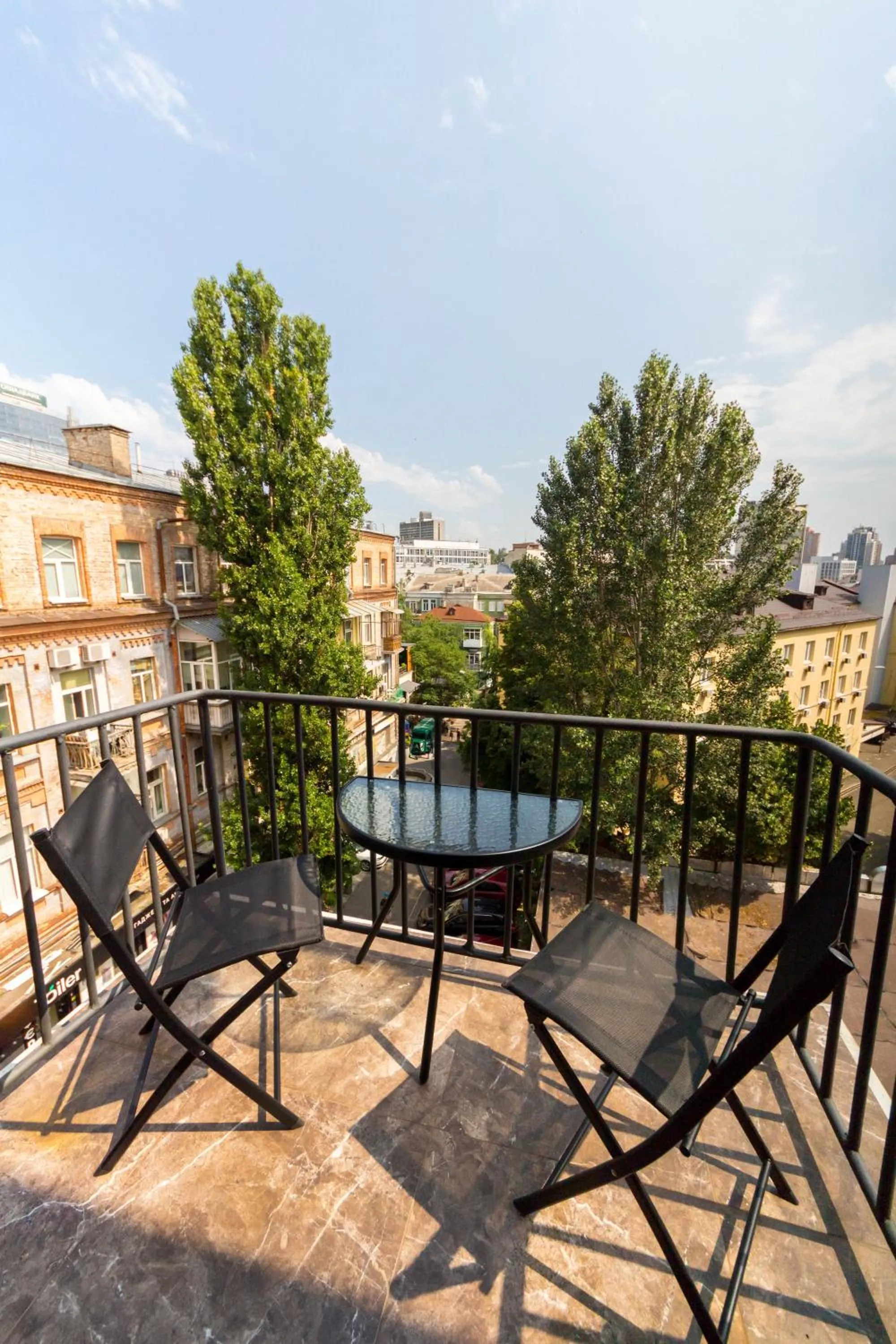 Central Dayflat Apartments