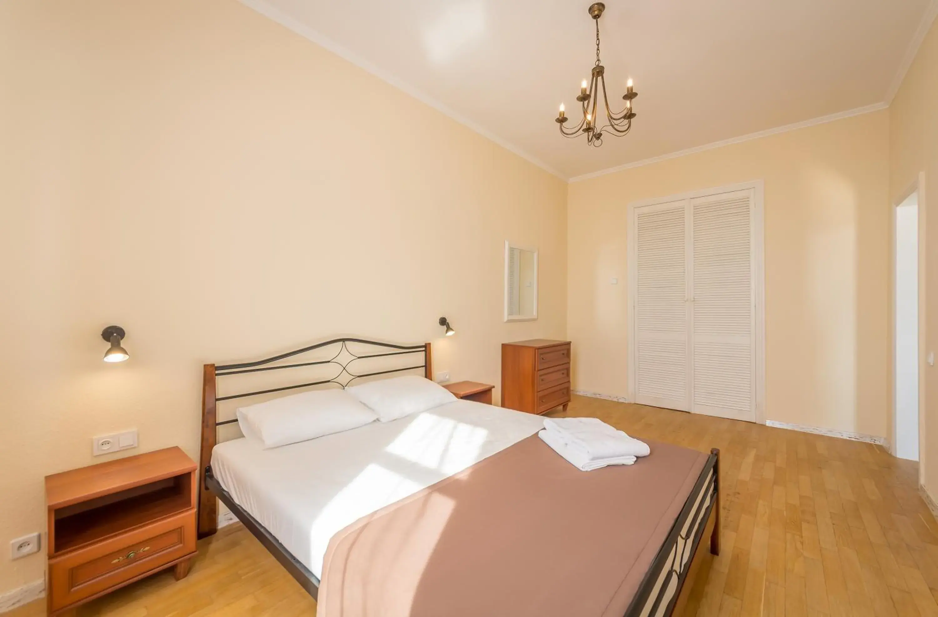 One-Bedroom Apartment at Khreschatyk 25 in Central Dayflat Apartments One-Bedroom Apartment at Khreschatyk 25 in Central Dayflat Apartments