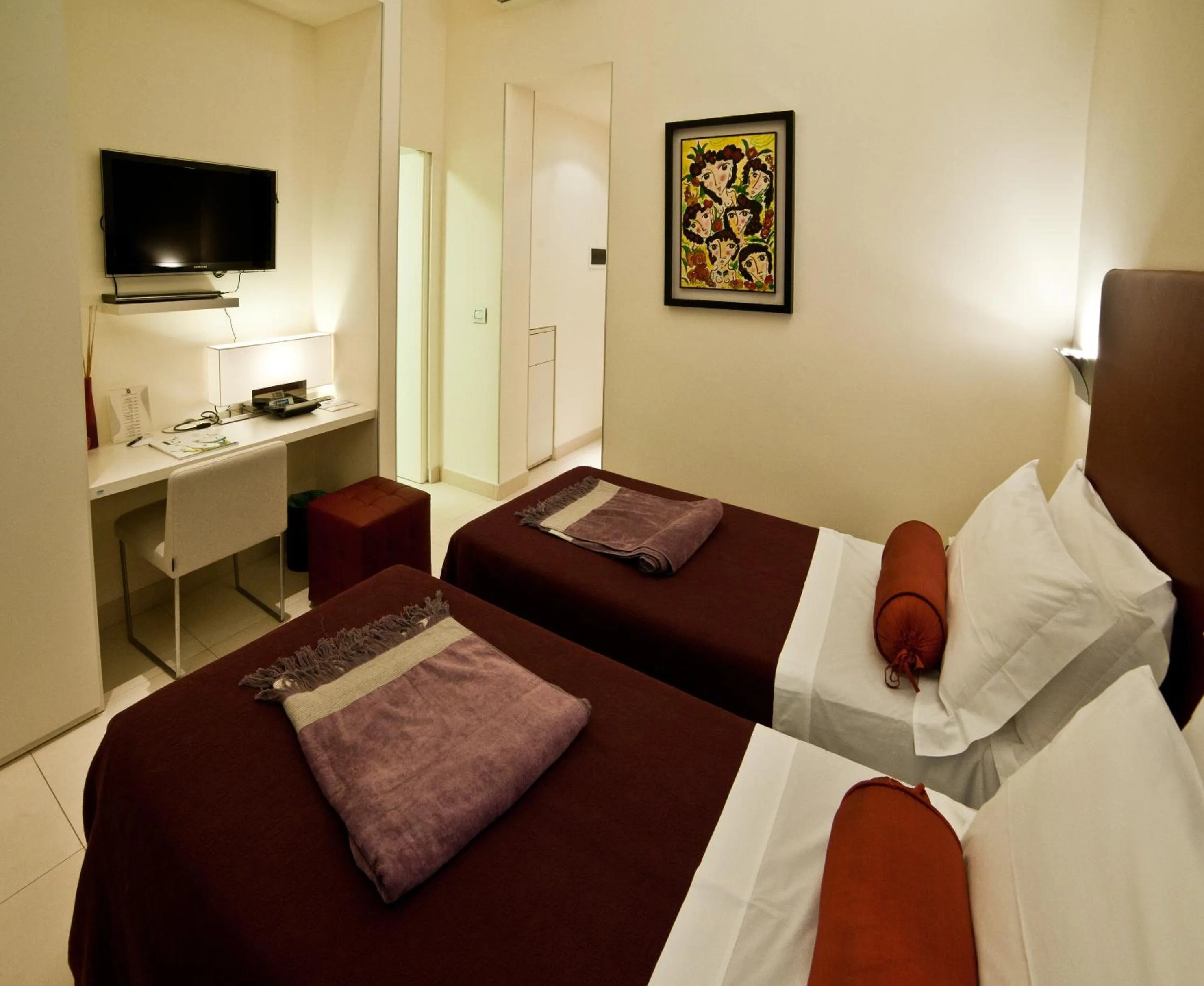 Photo of the whole room, Bed in Town House Cavour