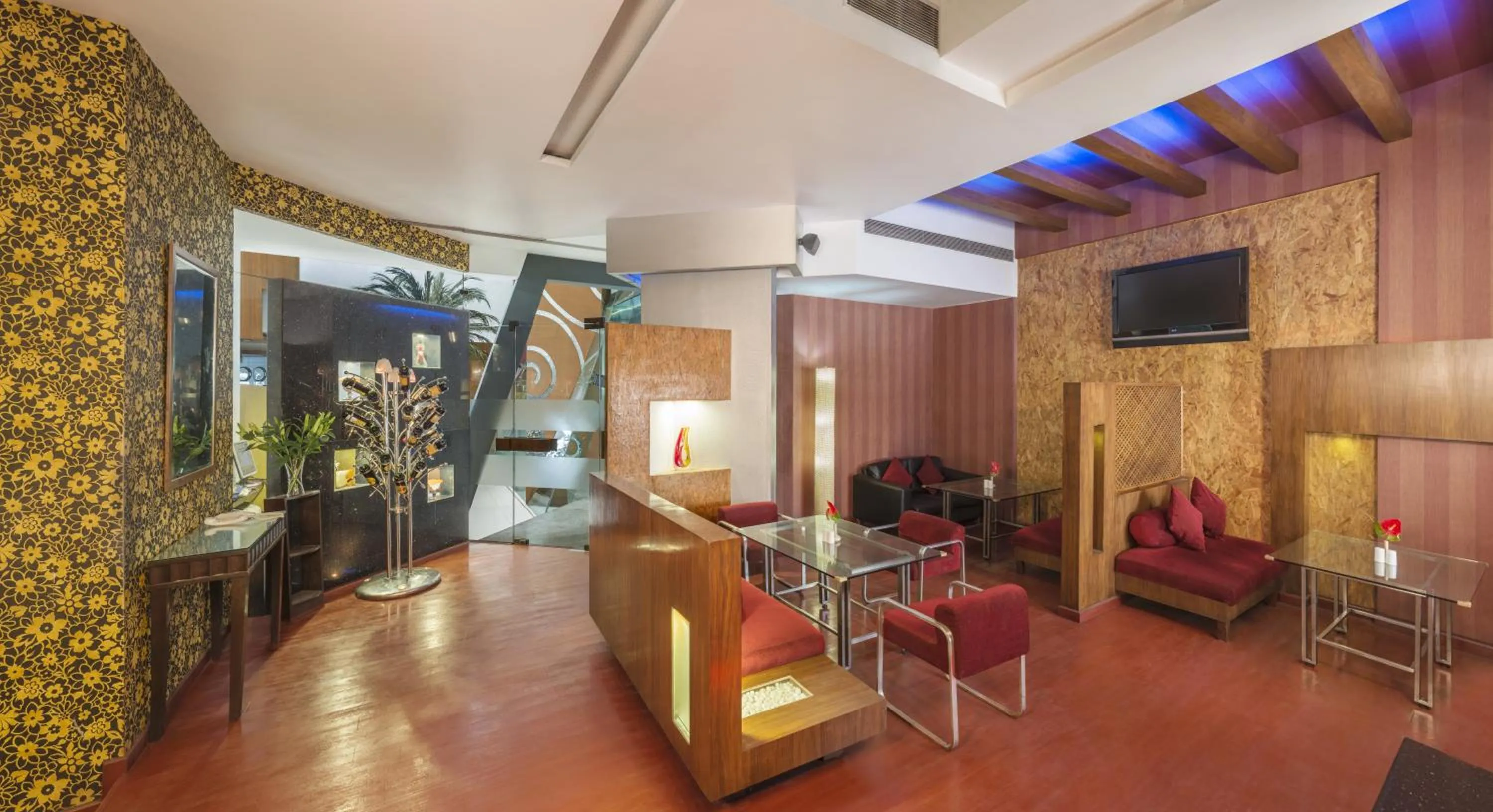 Lounge or bar in The Regenza By Tunga