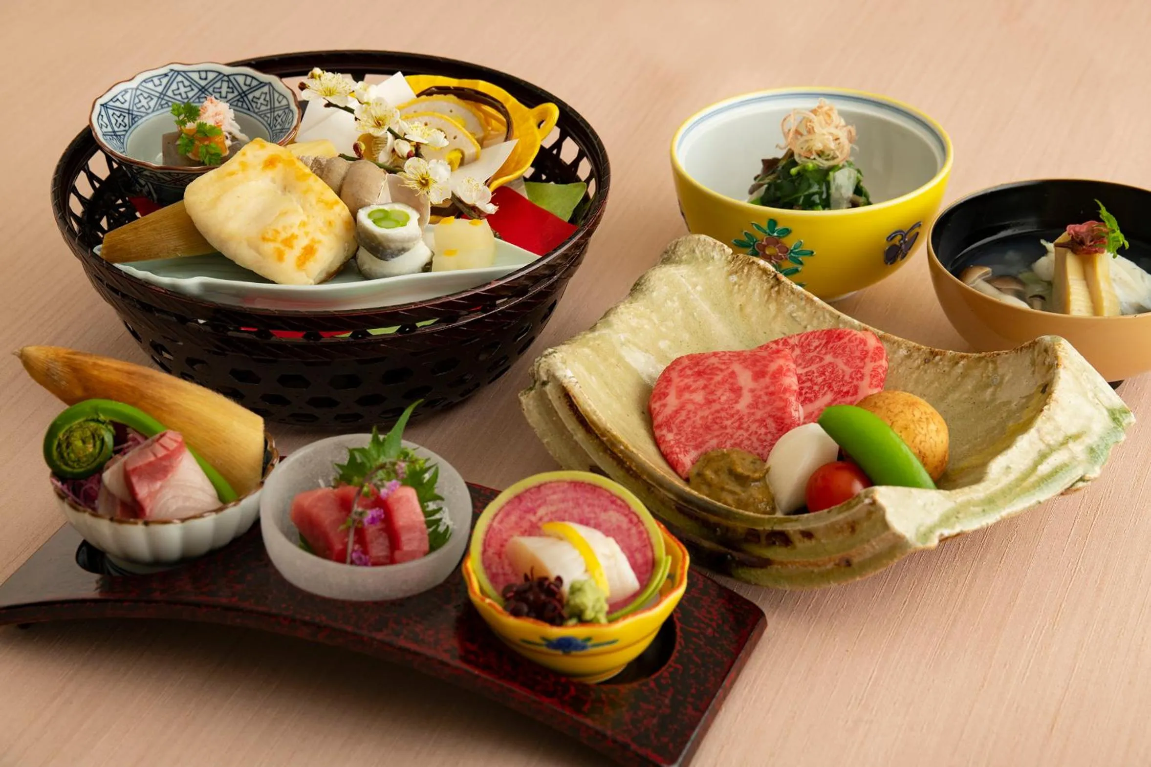 Restaurant/places to eat in Hotel Metropolitan Edmont Tokyo