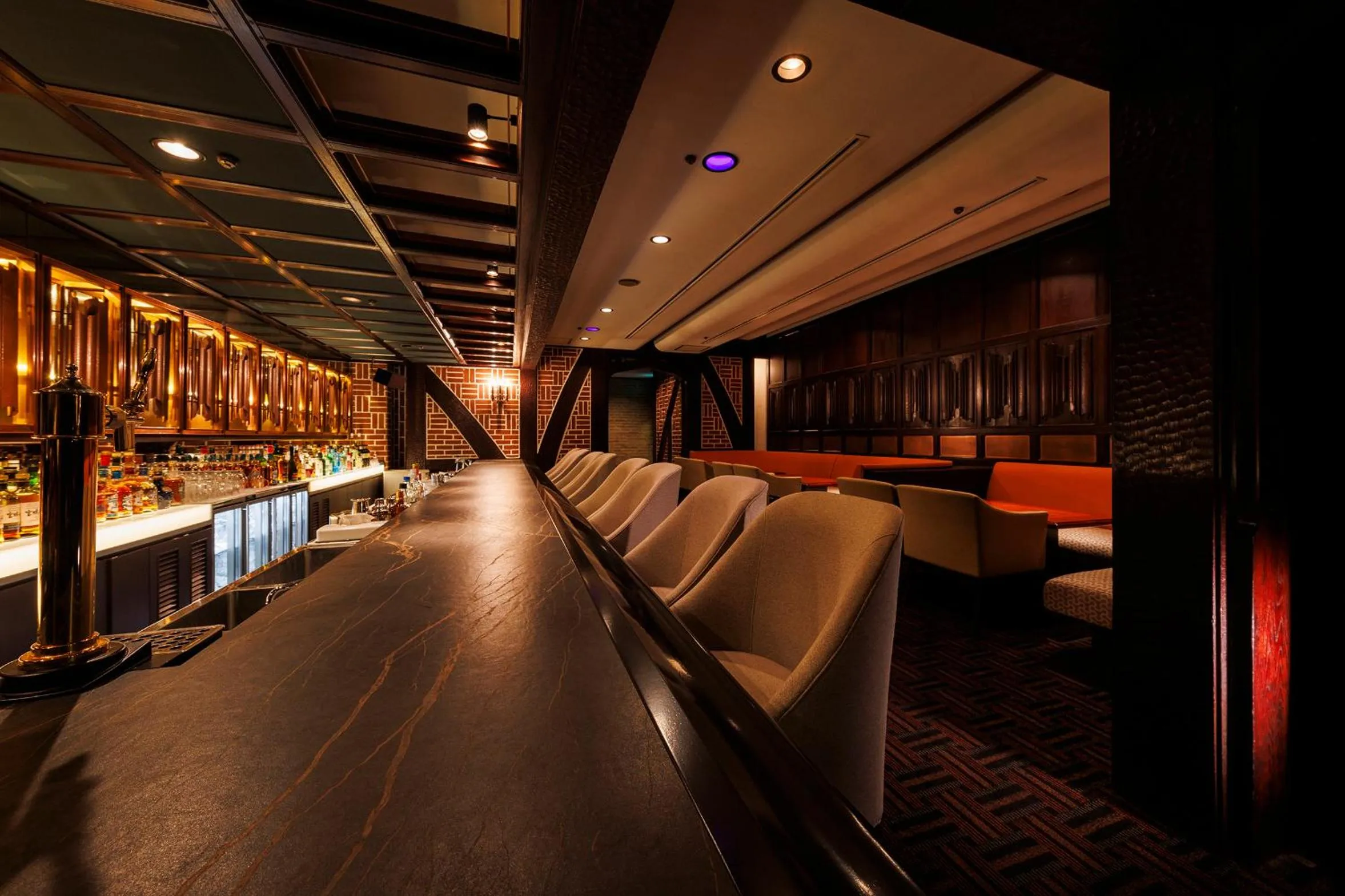 Restaurant/places to eat in Hotel Metropolitan Edmont Tokyo