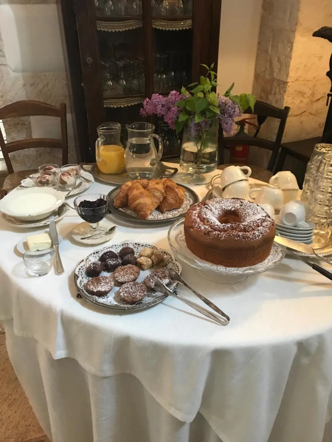 Buffet breakfast in Borgo trulli 1789