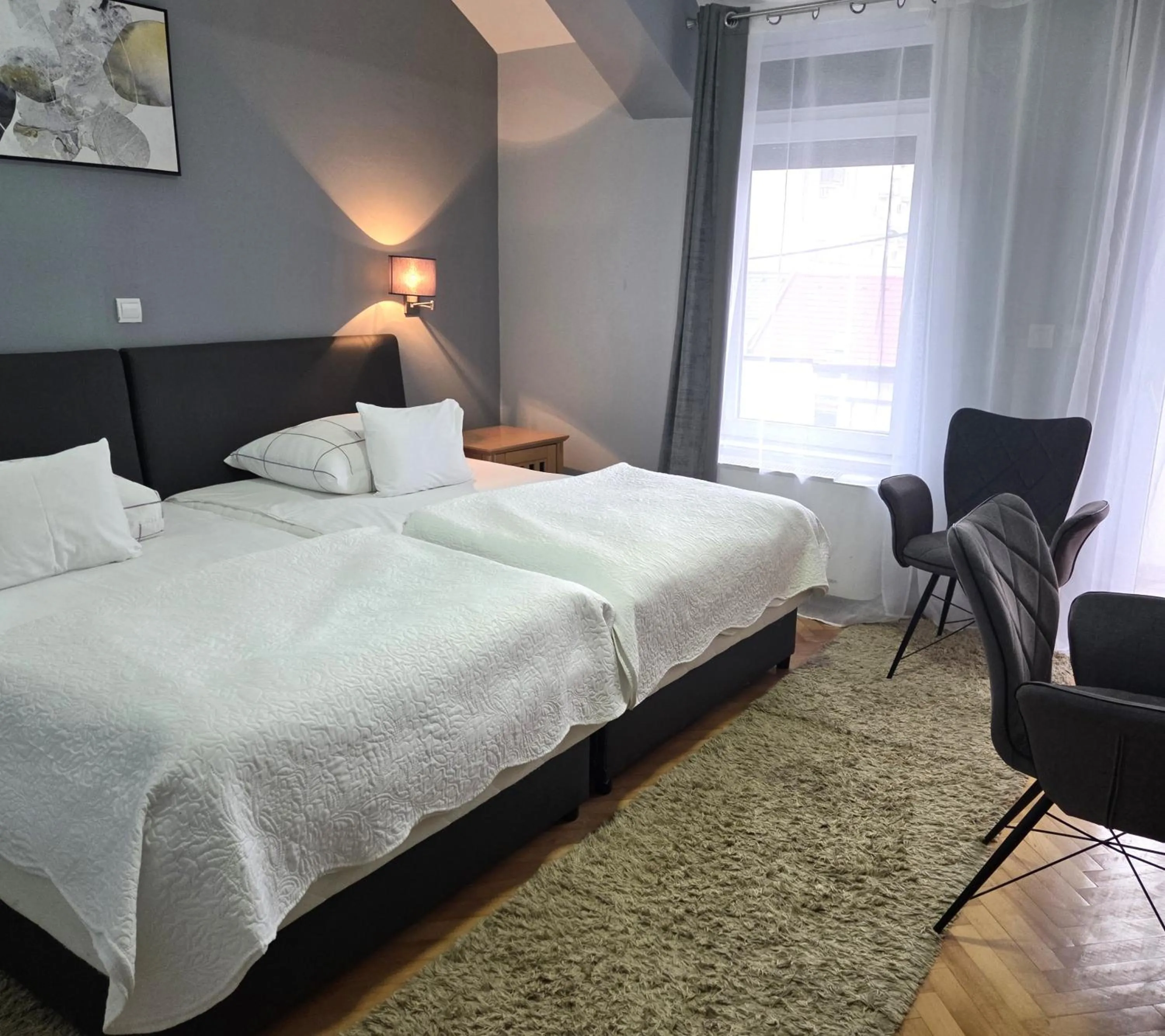 Bed in Hotel Millennium