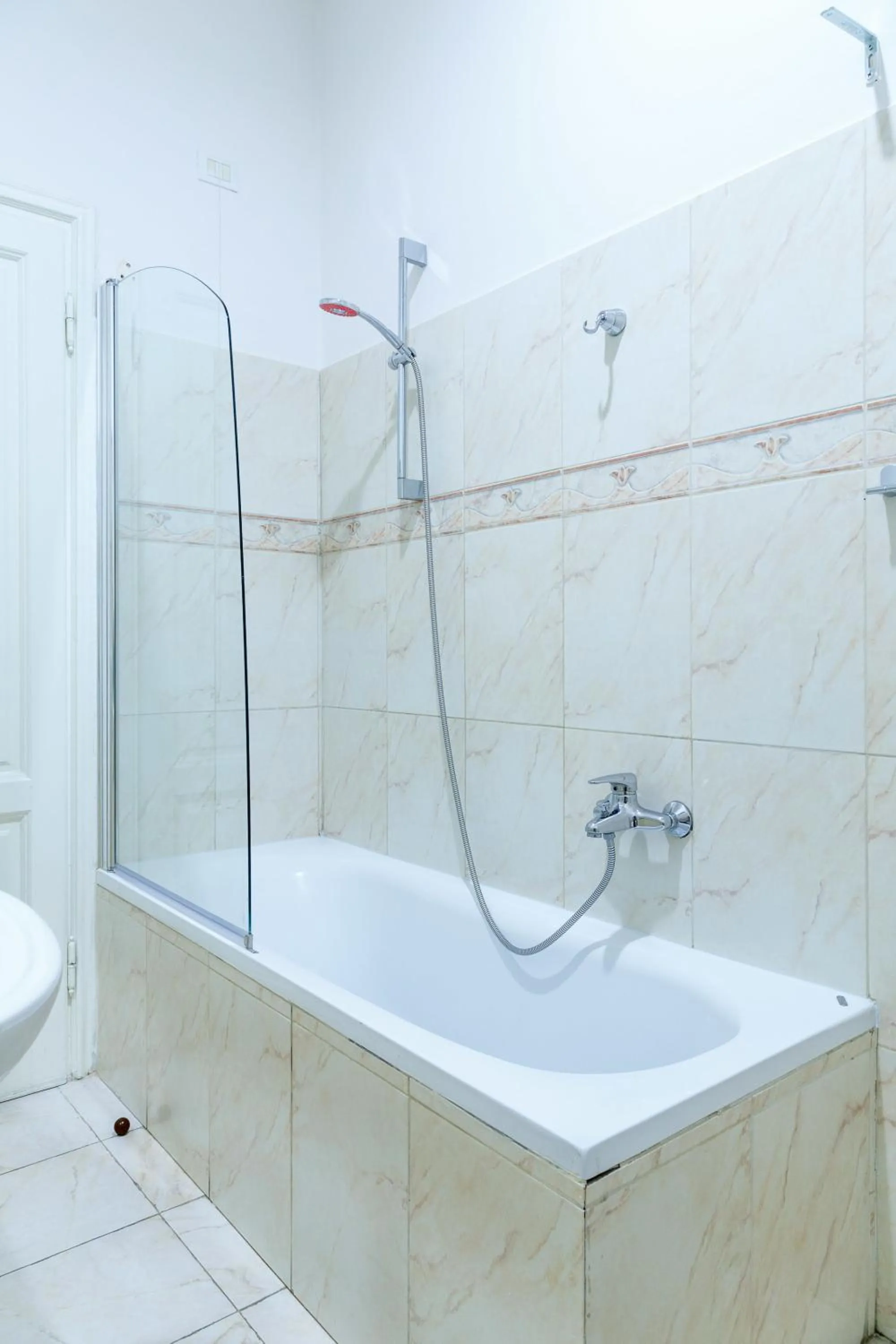 Bathroom in Leone X Guest House