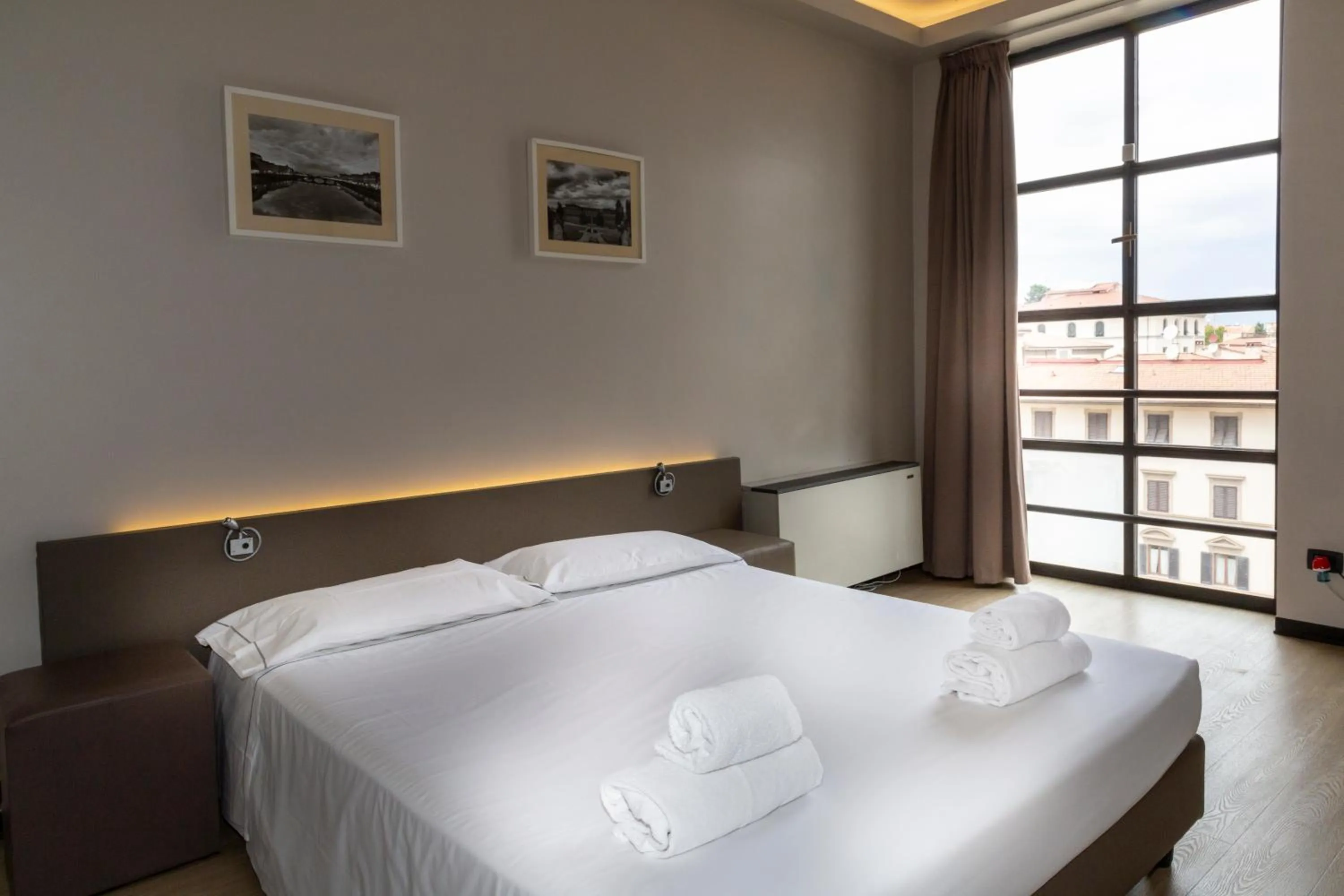 Bed in Plus Florence