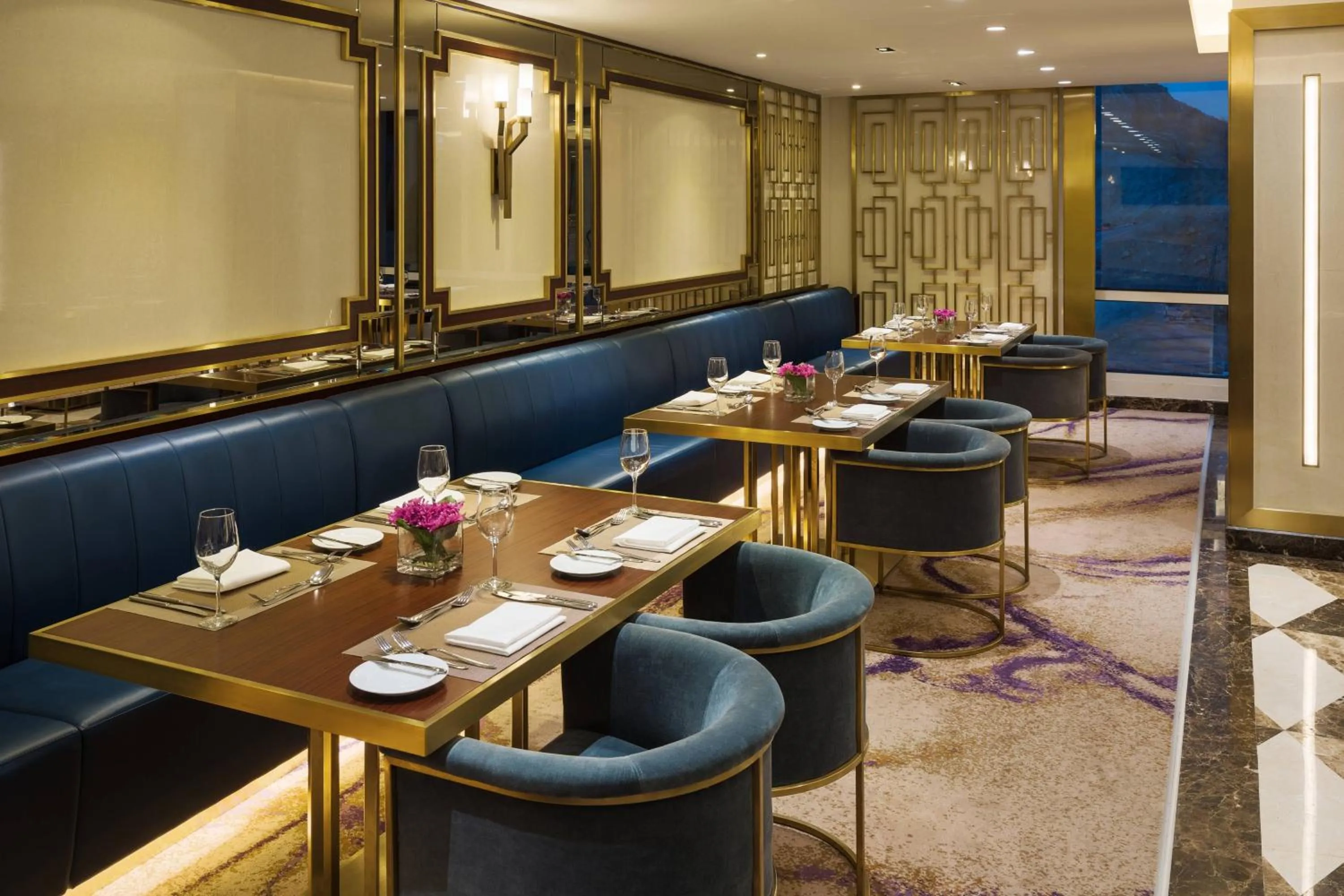 Restaurant/places to eat in Sheraton Makkah Jabal Al Kaaba Hotel