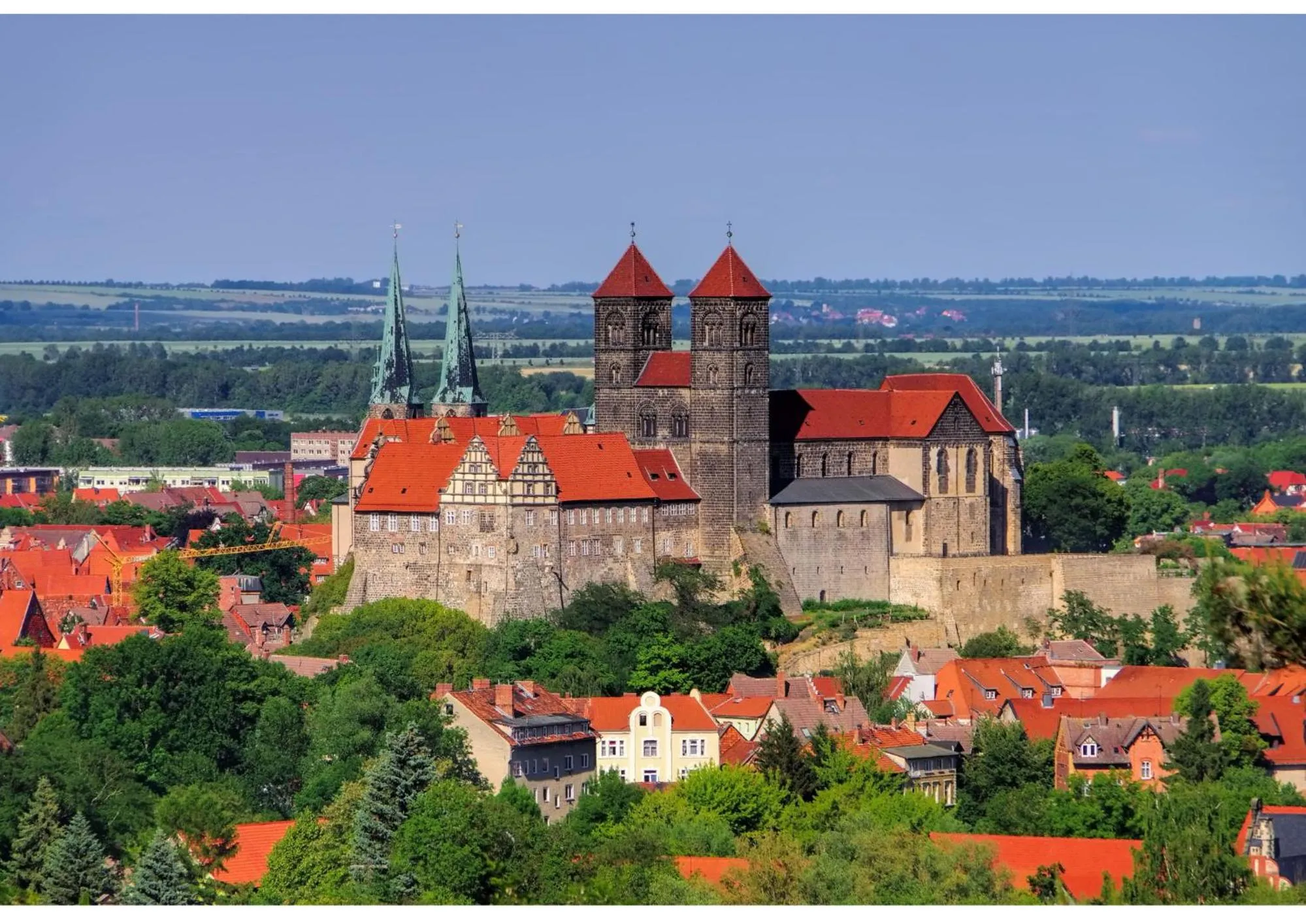 Nearby landmark in Le petit Palais - Hotel/Pension