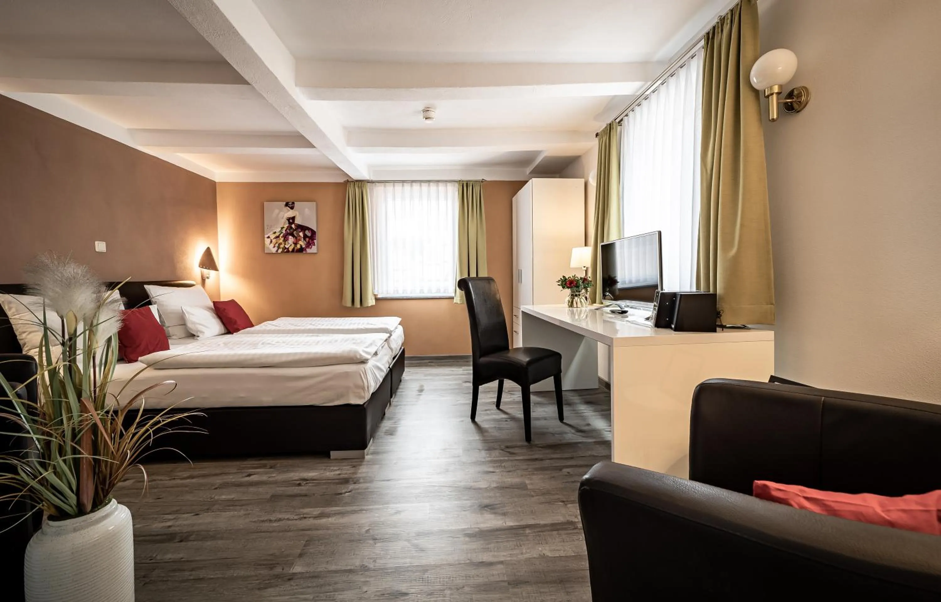 Photo of the whole room, Bed in Le petit Palais - Hotel/Pension