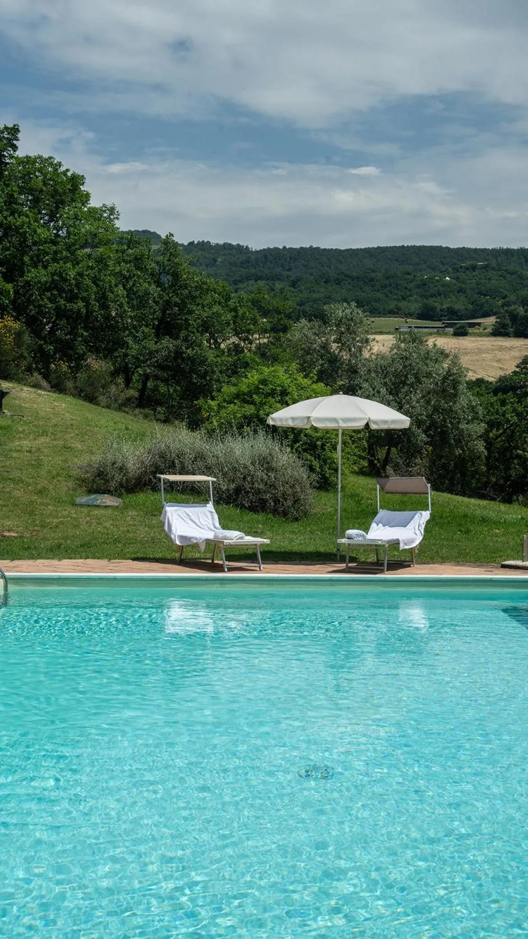 Swimming pool in Casale Merlino