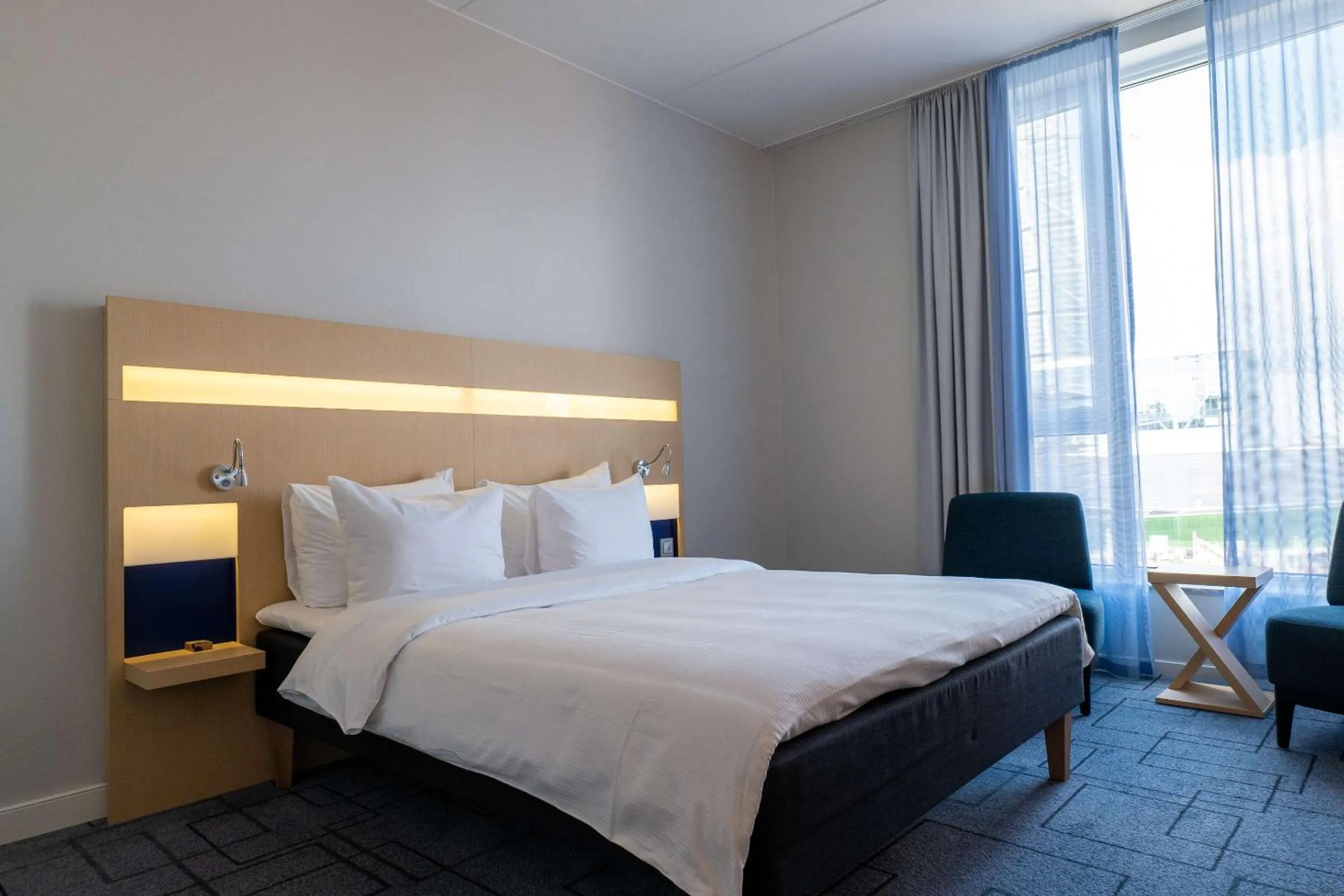 Bedroom, Bed in Park Inn by Radisson Malmö