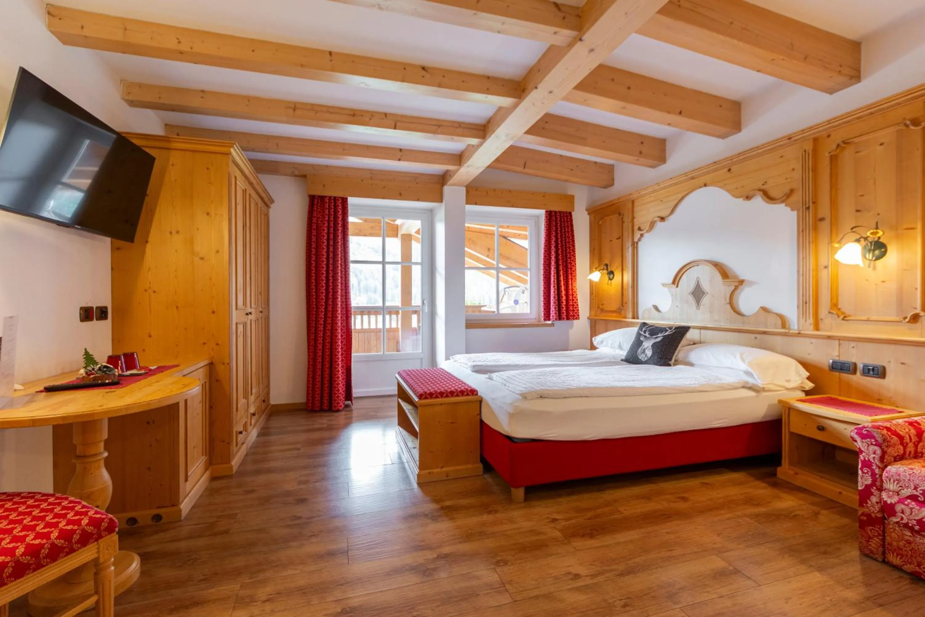 Bed in Monza Dolomites Hotel