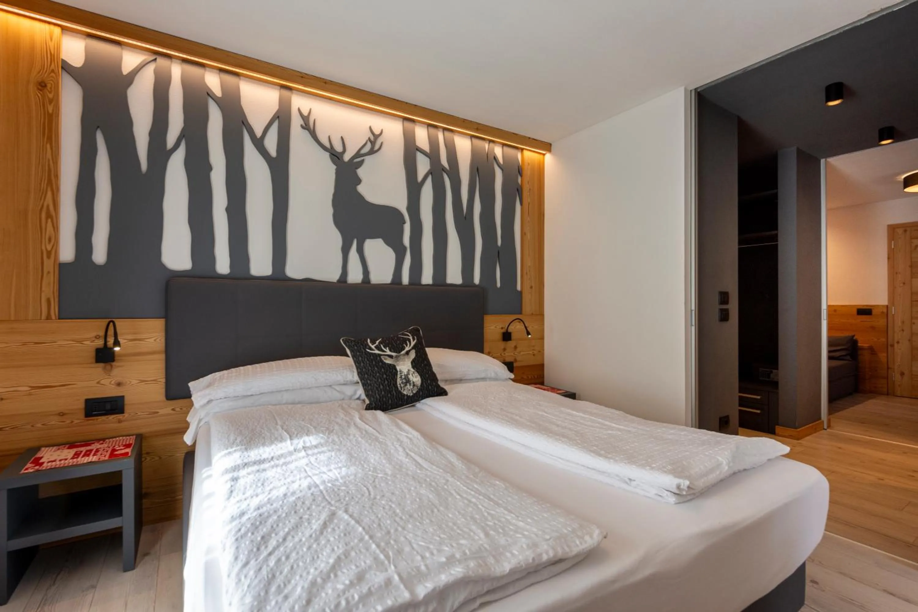 Bed in Monza Dolomites Hotel