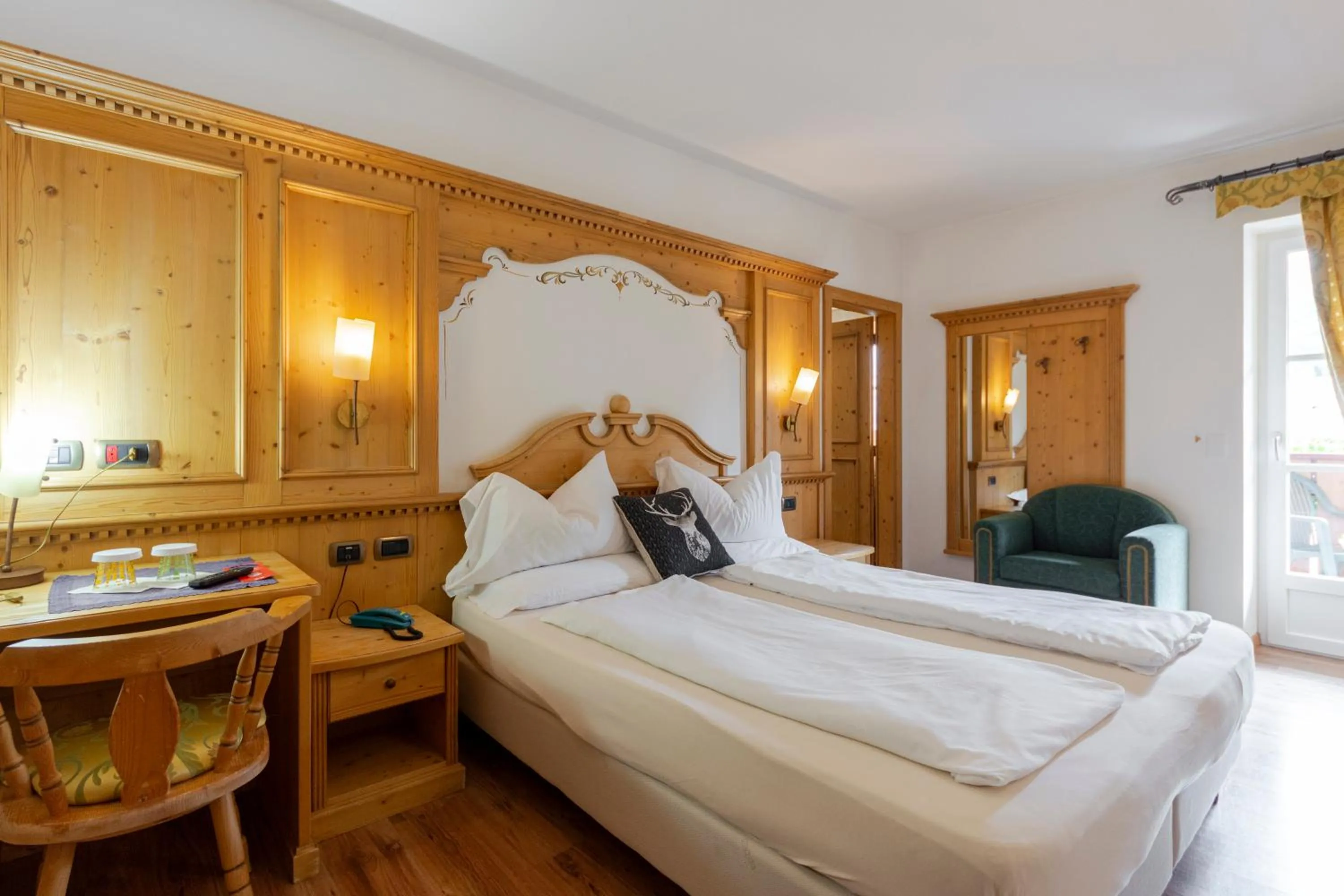 Bed in Monza Dolomites Hotel