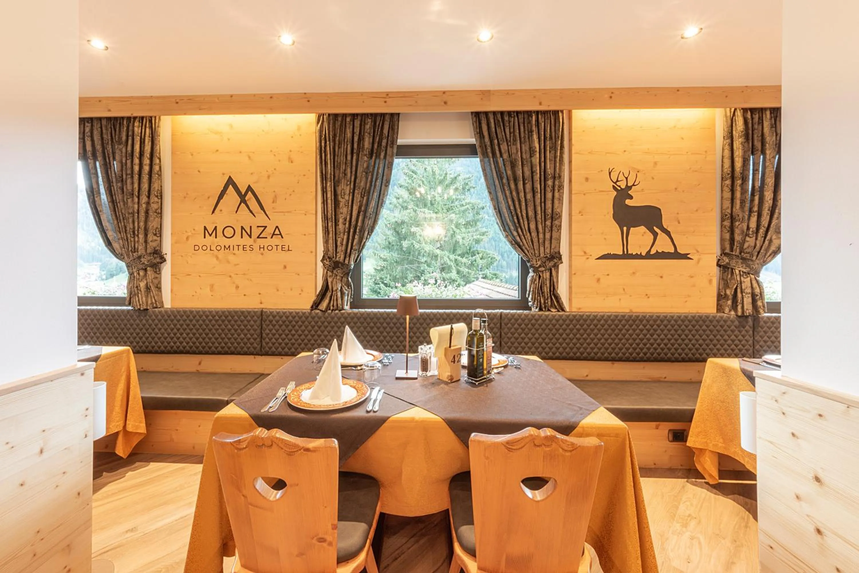 Restaurant/places to eat in Monza Dolomites Hotel