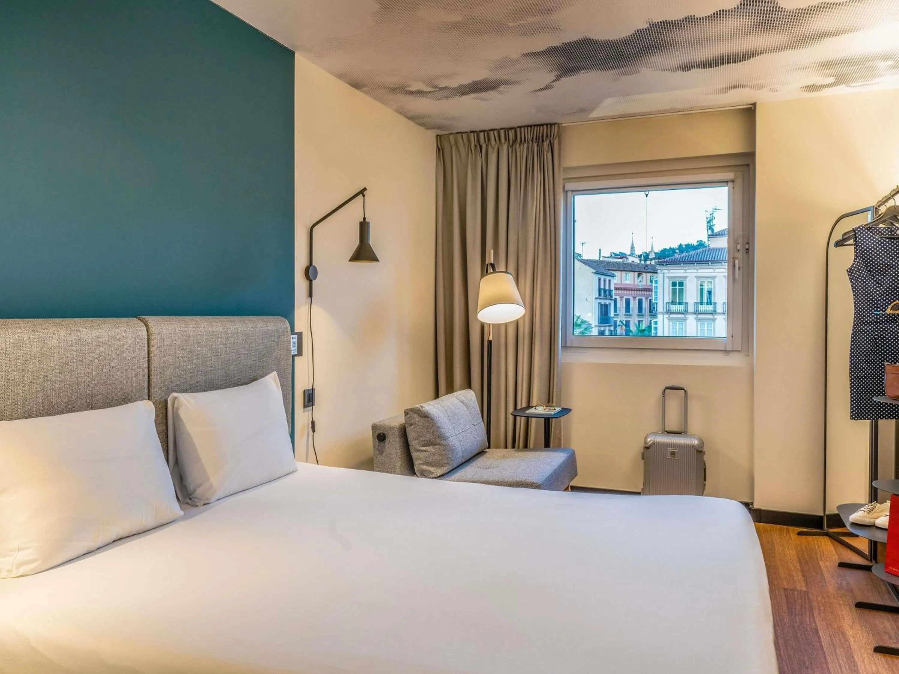 Bedroom, Bed in Ibis Malaga Centro Ciudad