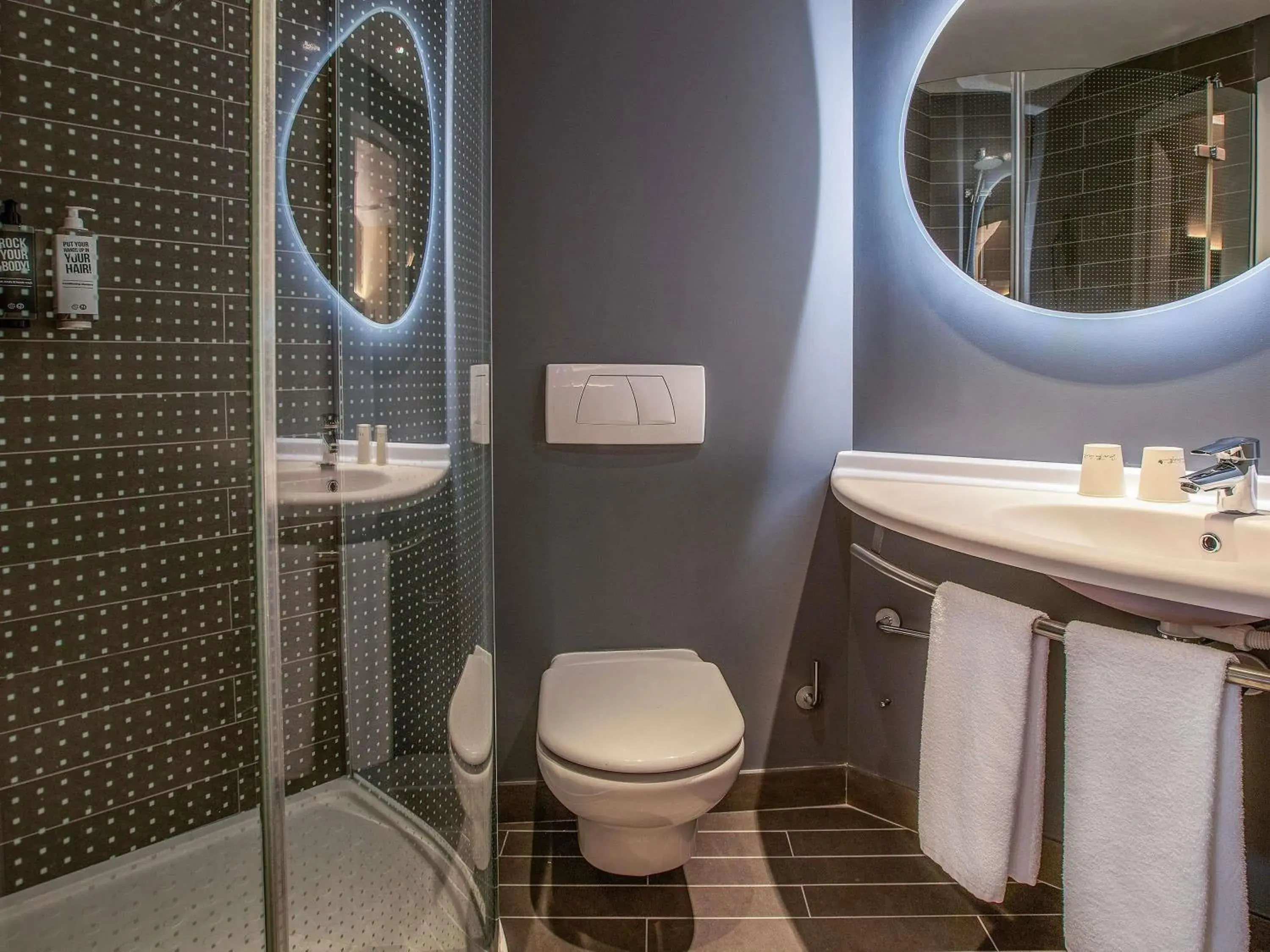 Superior Twin Room in Ibis Malaga Centro Ciudad Superior Twin Room in Ibis Malaga Centro Ciudad