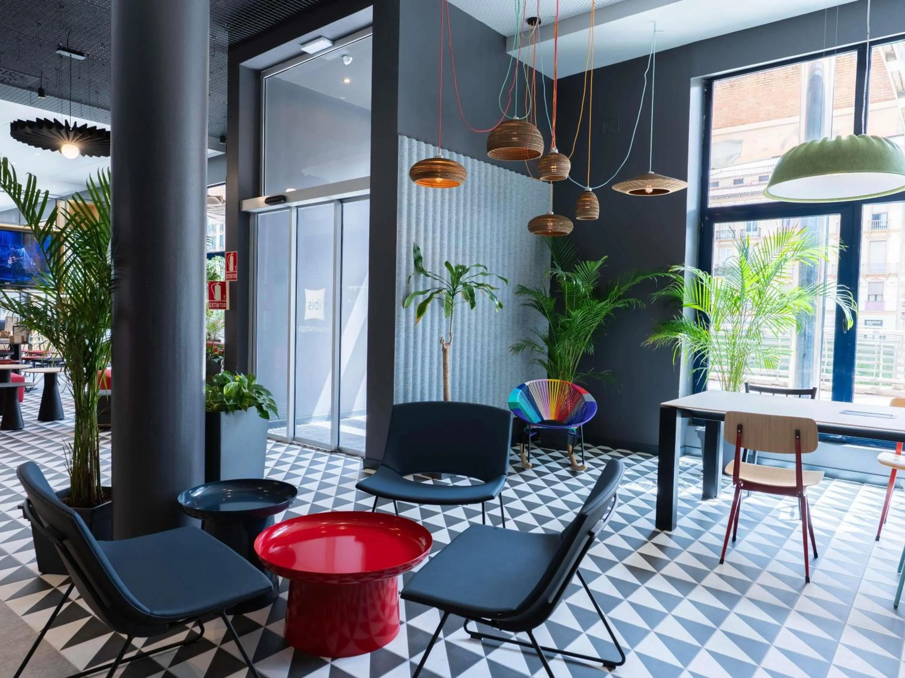 Property building in Ibis Malaga Centro Ciudad