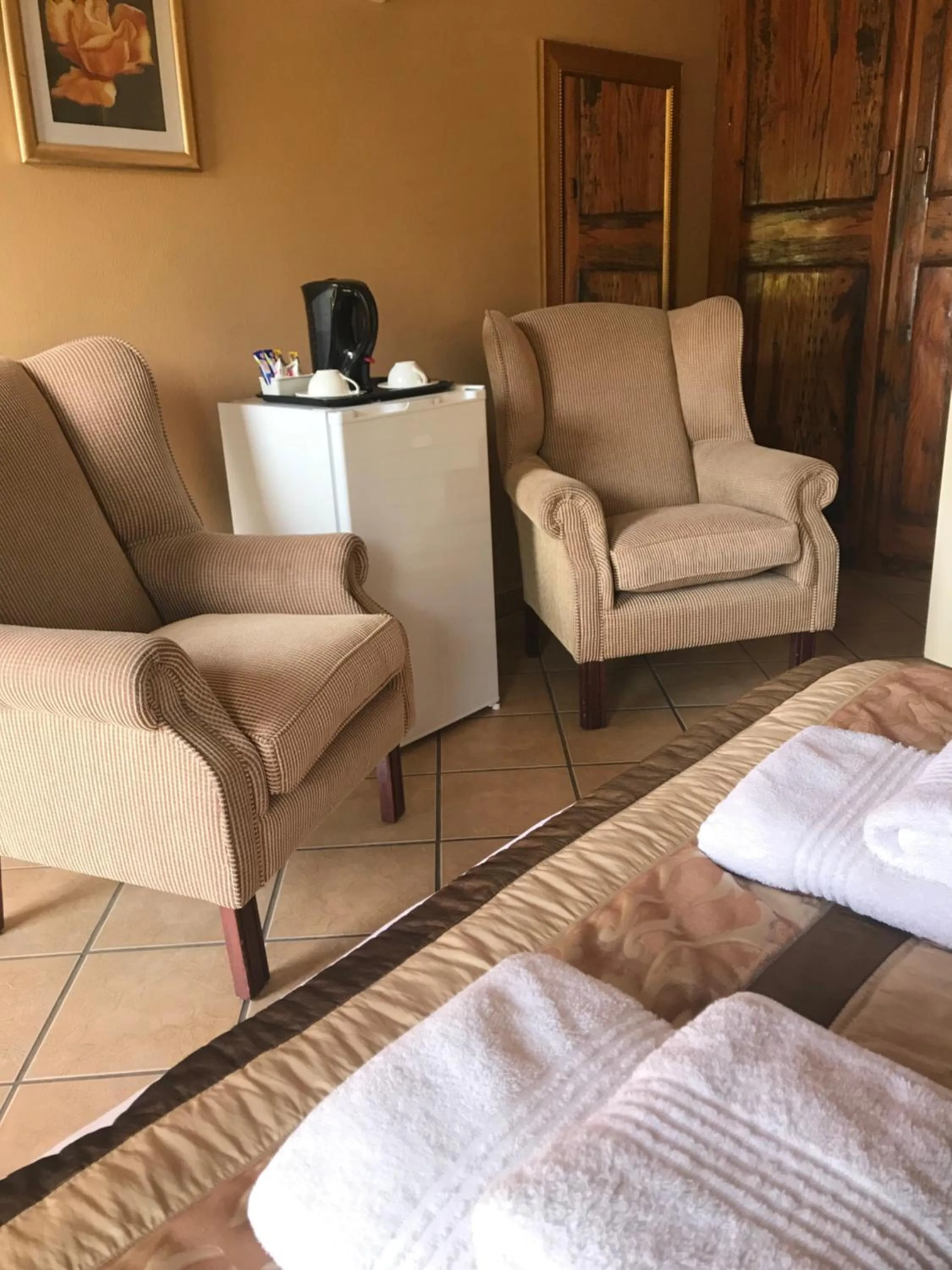 Seating area in Platinum Lodge Polokwane