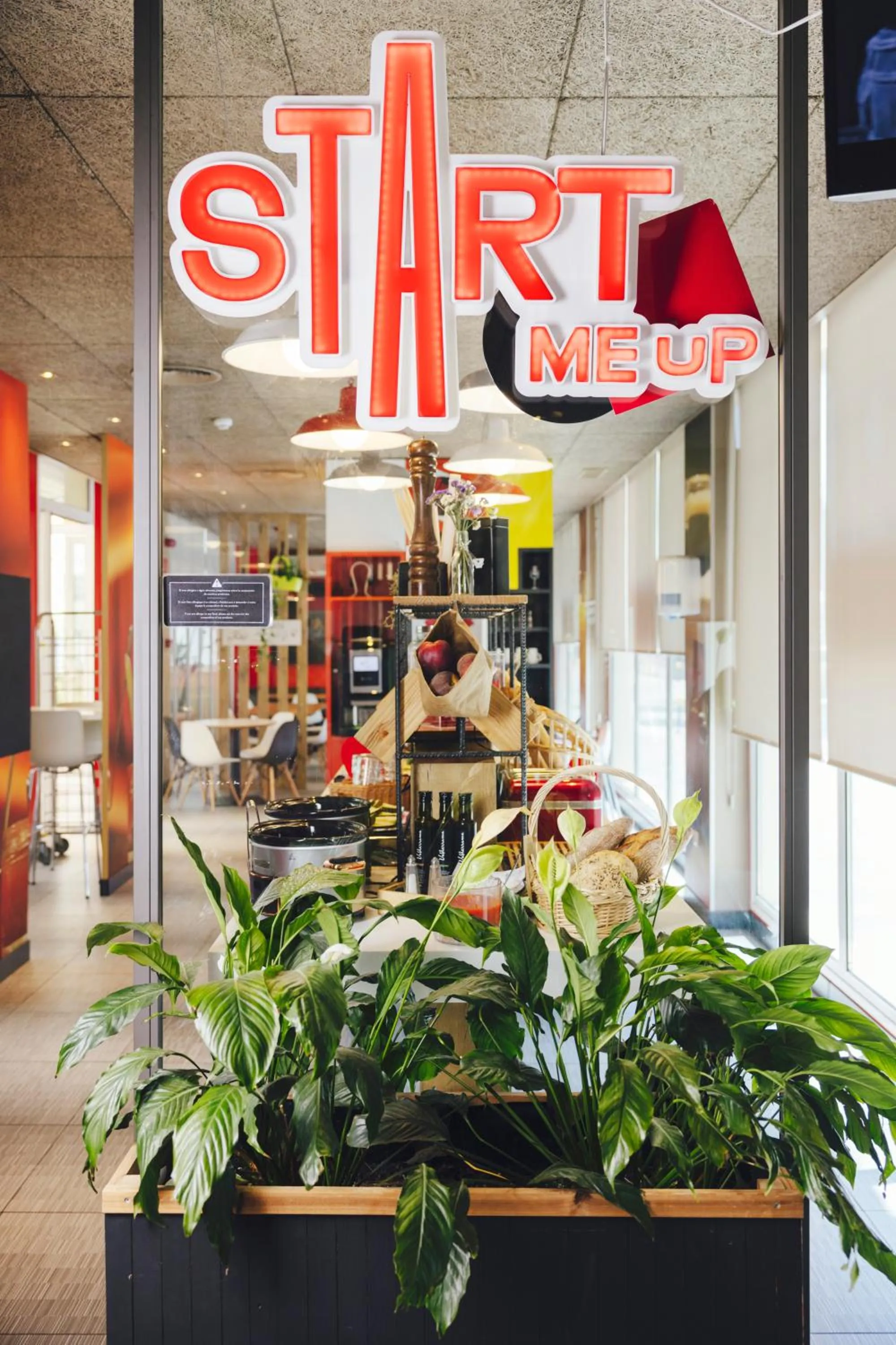 Property building in Ibis Sevilla