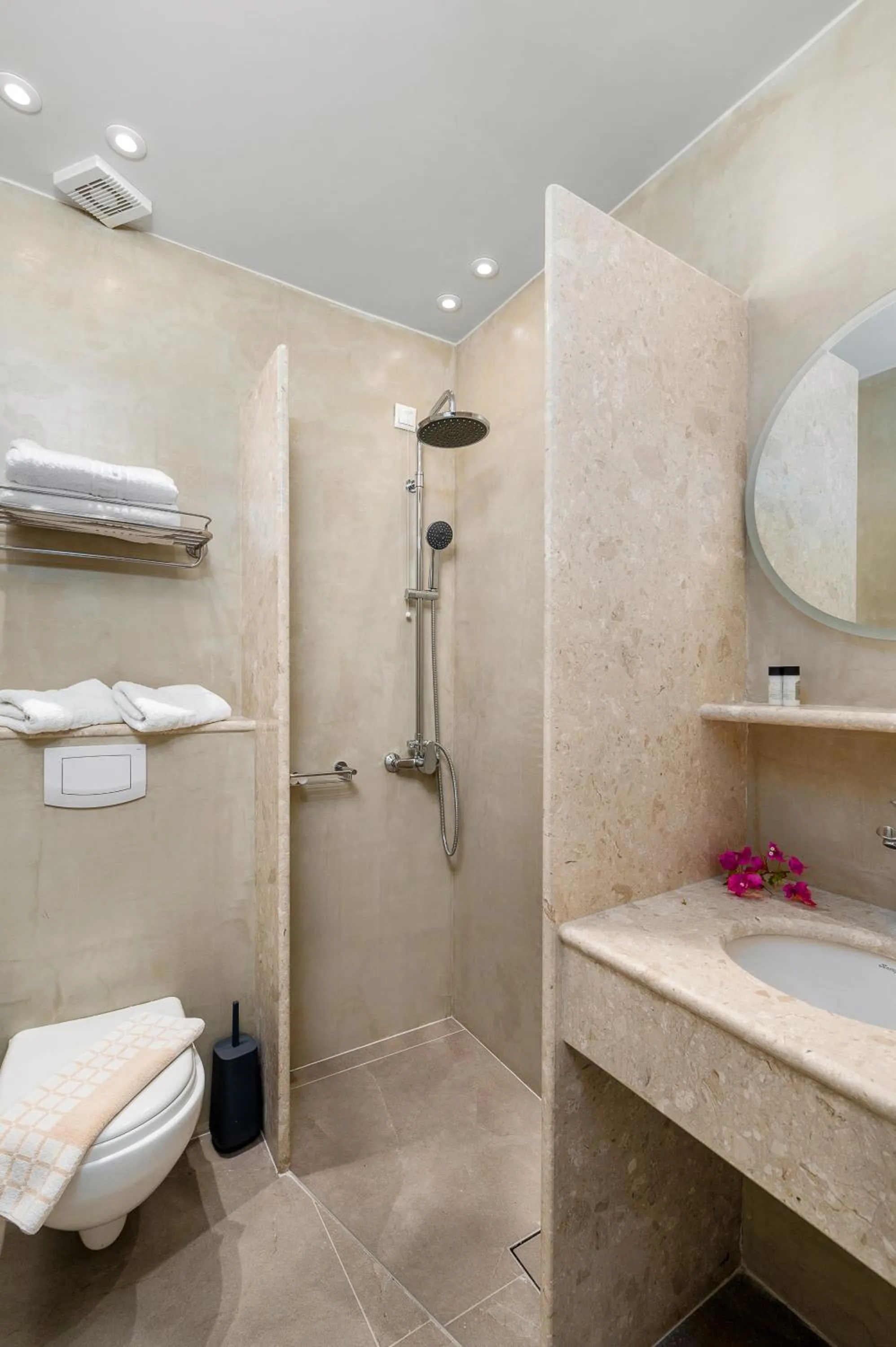 Glaros Hotel Apartment