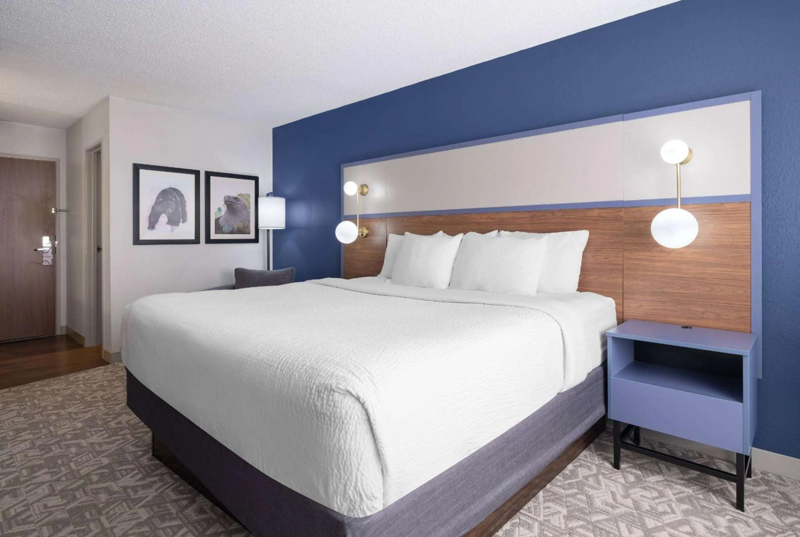 Photo of the whole room, Bed in AmericInn by Wyndham Casper Event Center Area