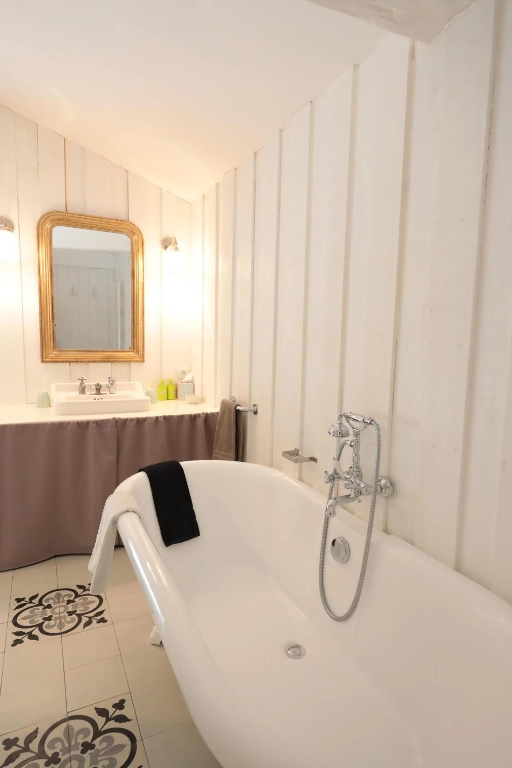 Toilet in Relais de Chasse la Chaignaie