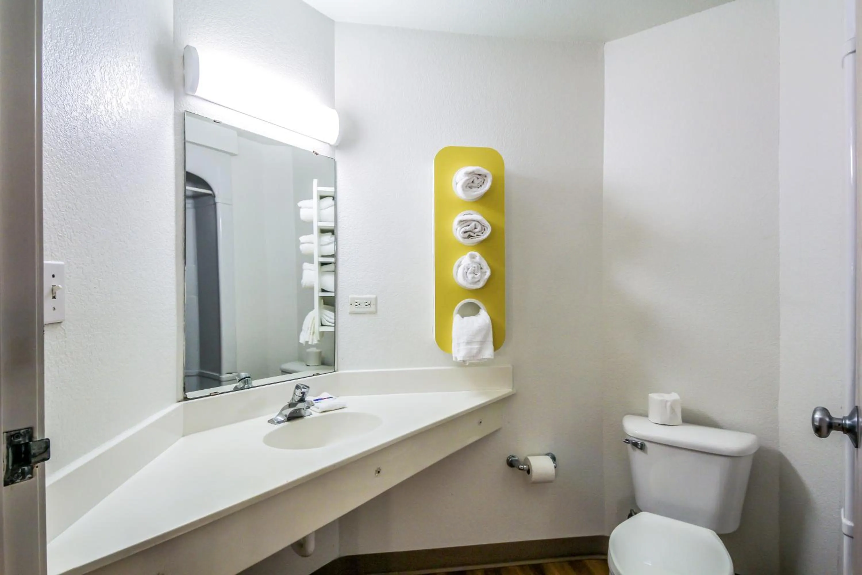 Bathroom in Motel 6 New Braunfels