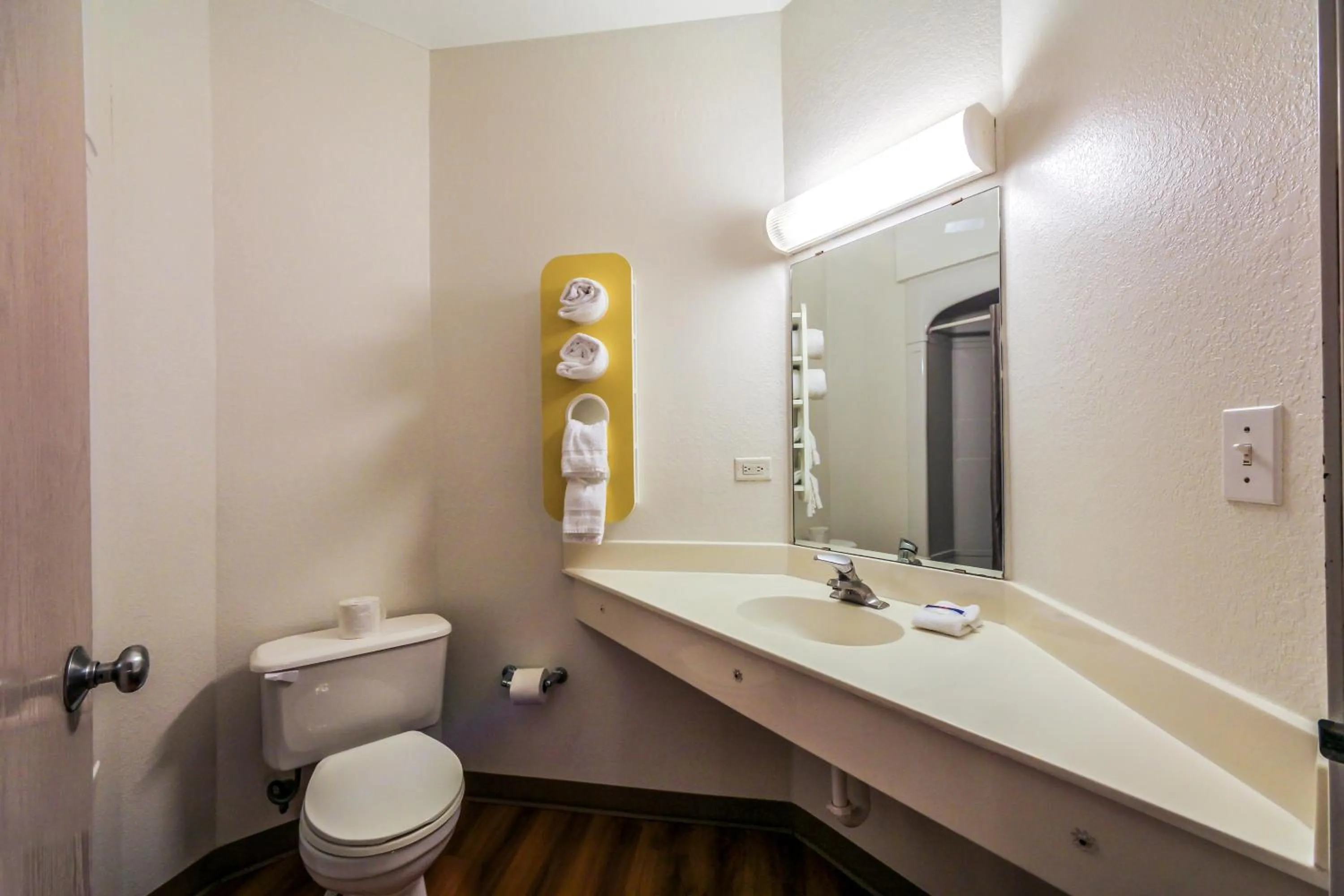 Bathroom in Motel 6 New Braunfels