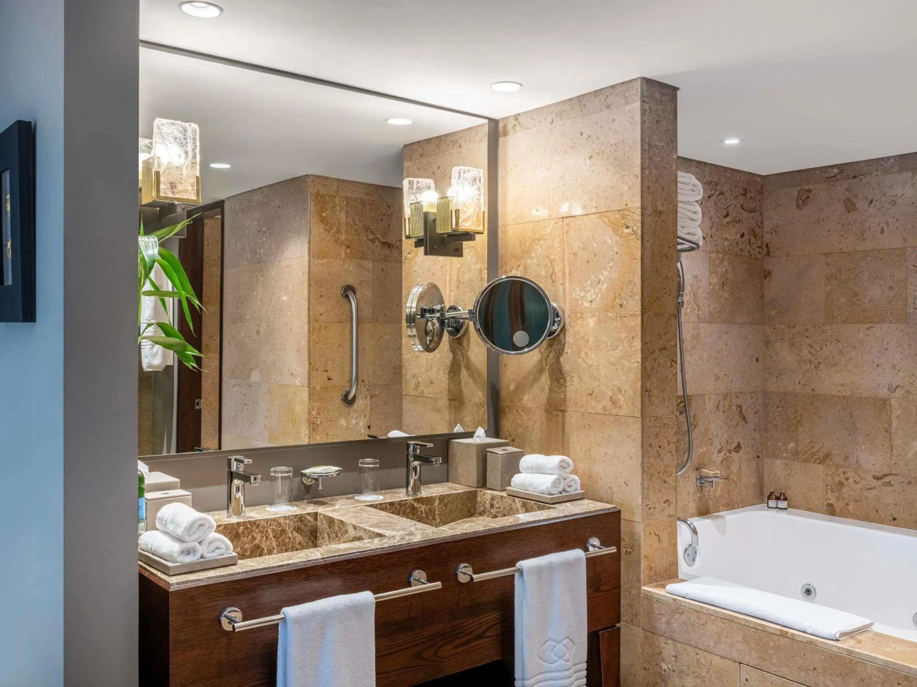 Bedroom in Sofitel Bogota Victoria Regia