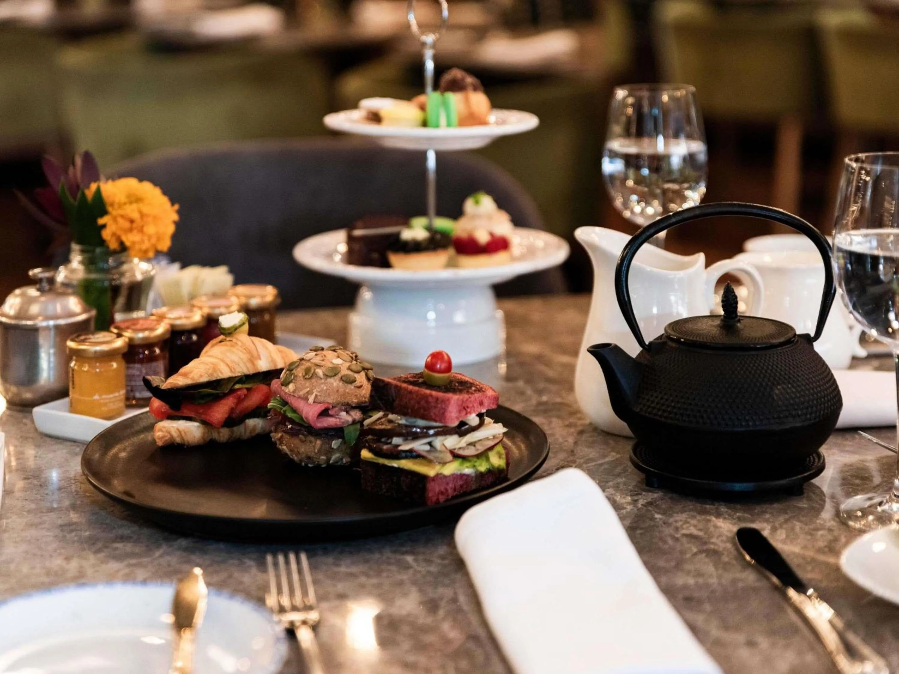 Restaurant/places to eat in Sofitel Bogota Victoria Regia