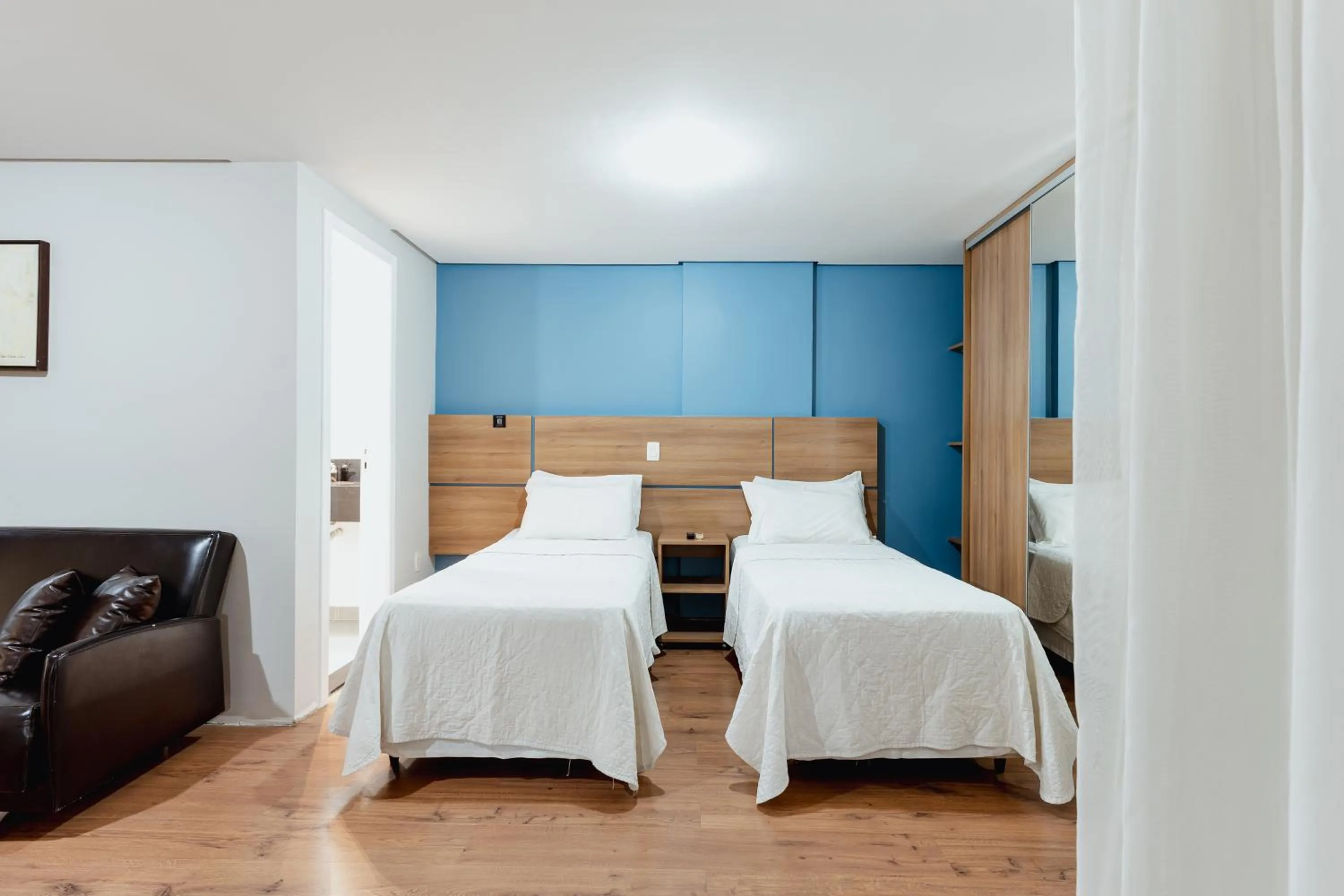 Bedroom, Bed in Victory Suites