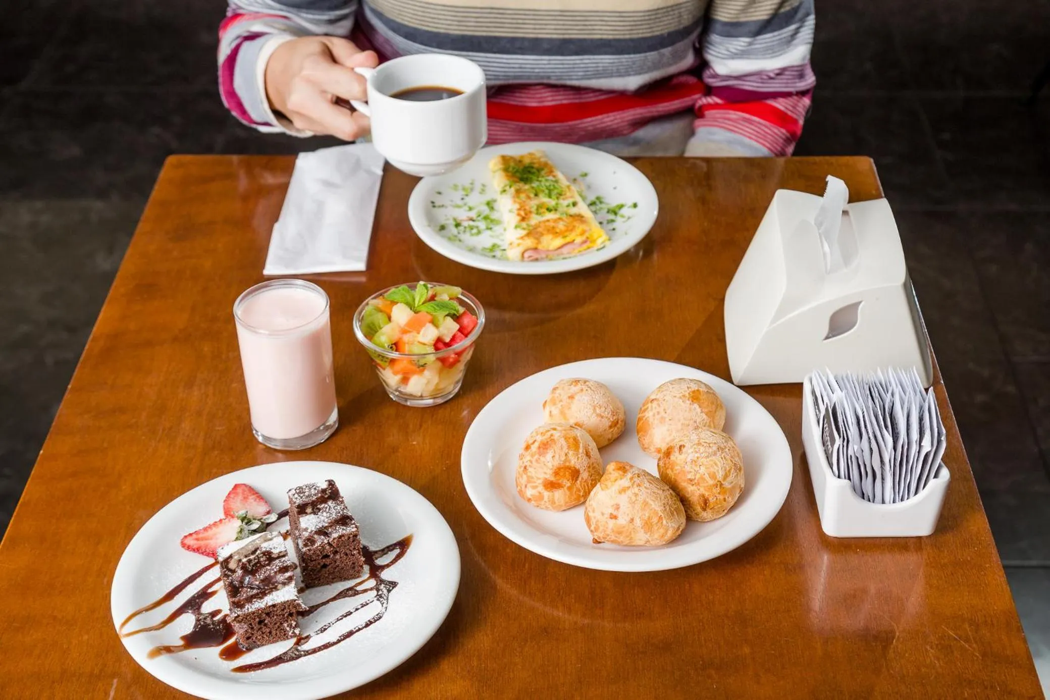 Breakfast in Victory Suites