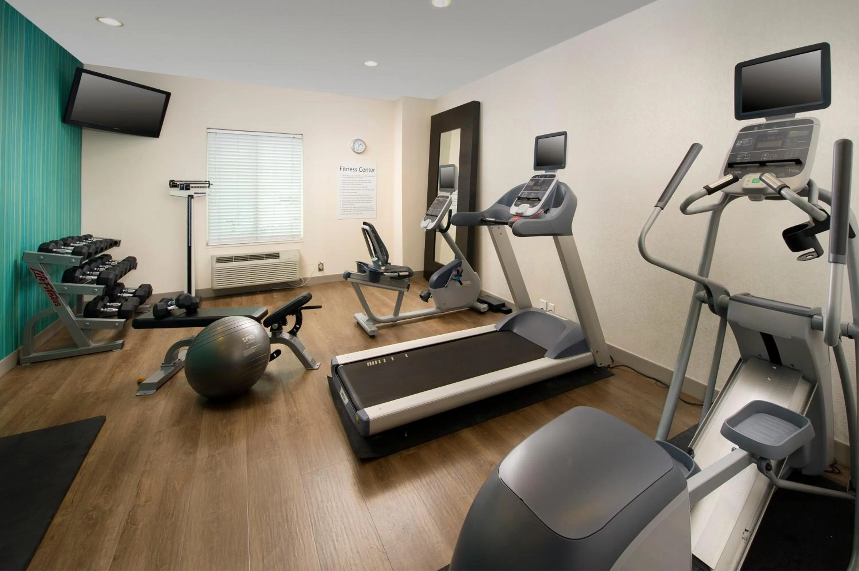 Fitness centre/facilities in Holiday Inn Express & Suites San Antonio West Sea World Area by IHG