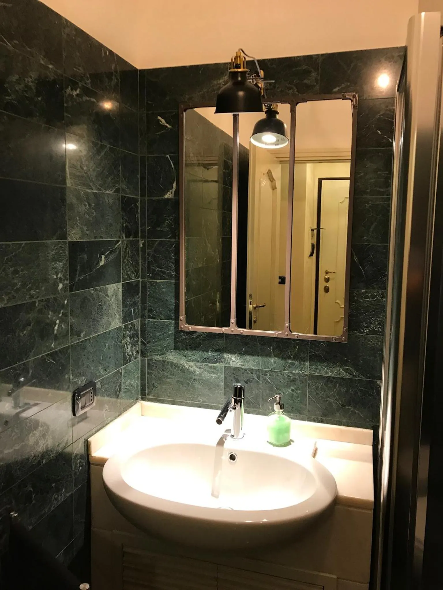 Bathroom in Sweethome Crispi