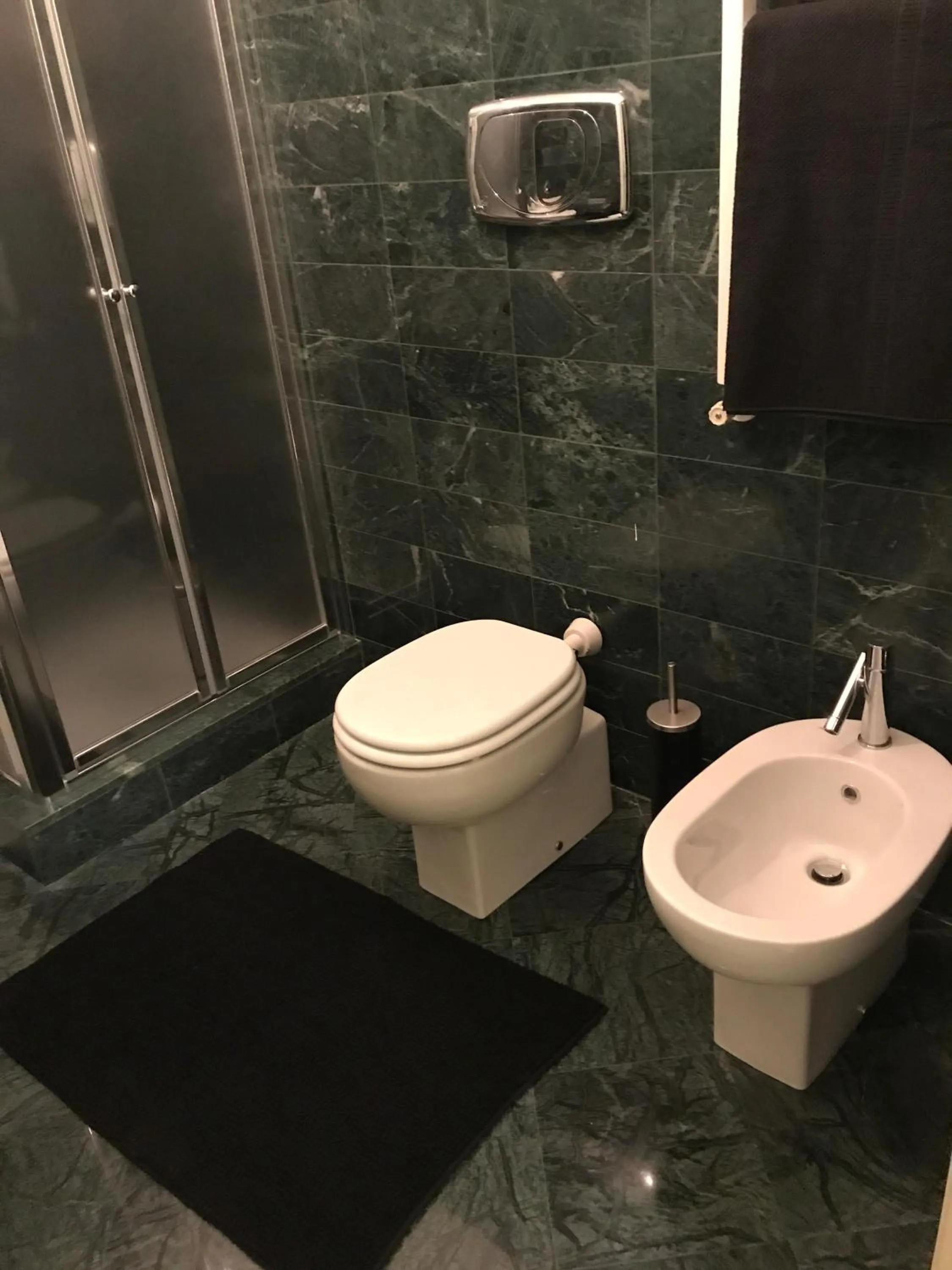 Bathroom in Sweethome Crispi