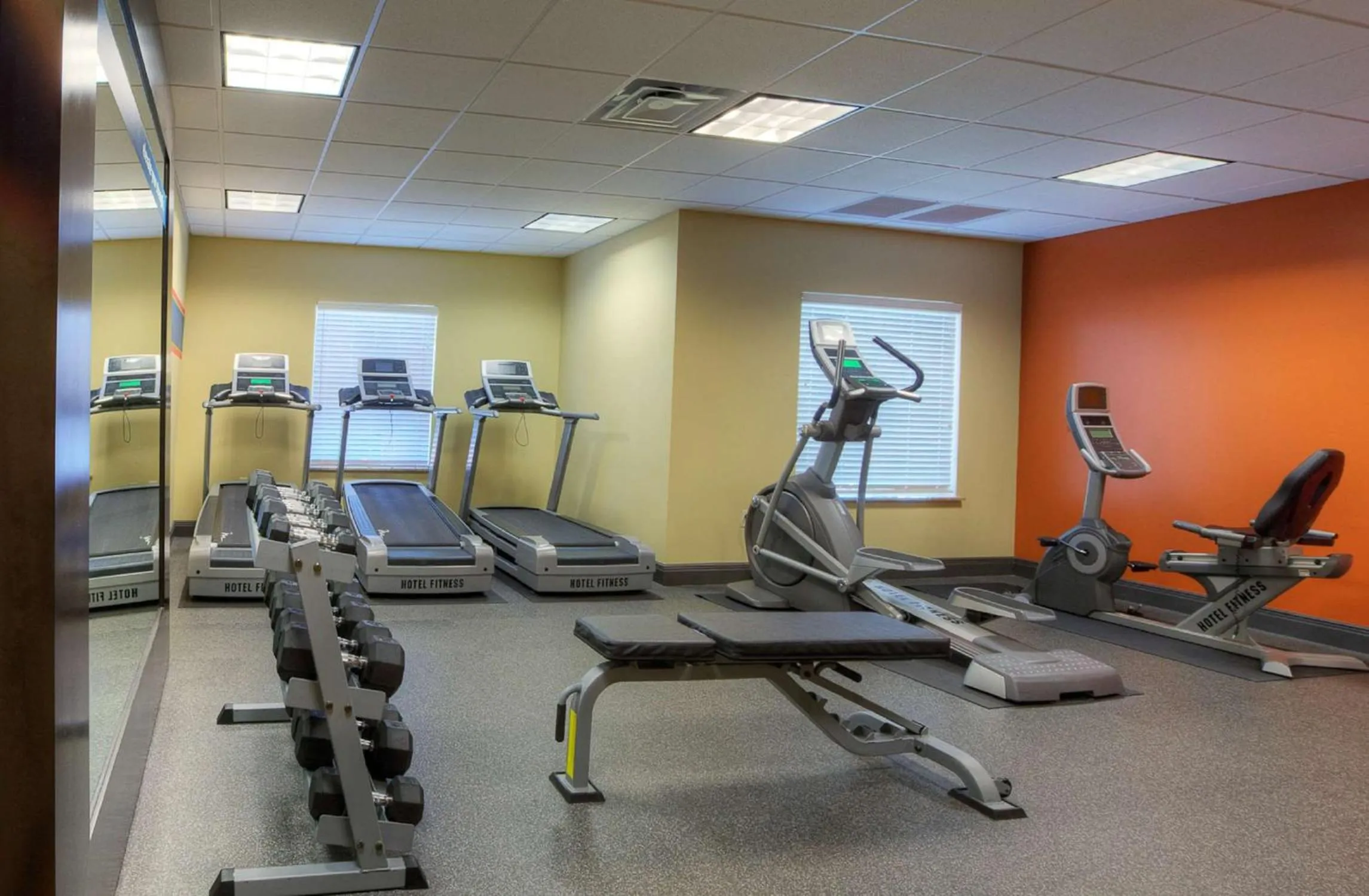 Fitness centre/facilities in Hampton Inn & Suites McAllen